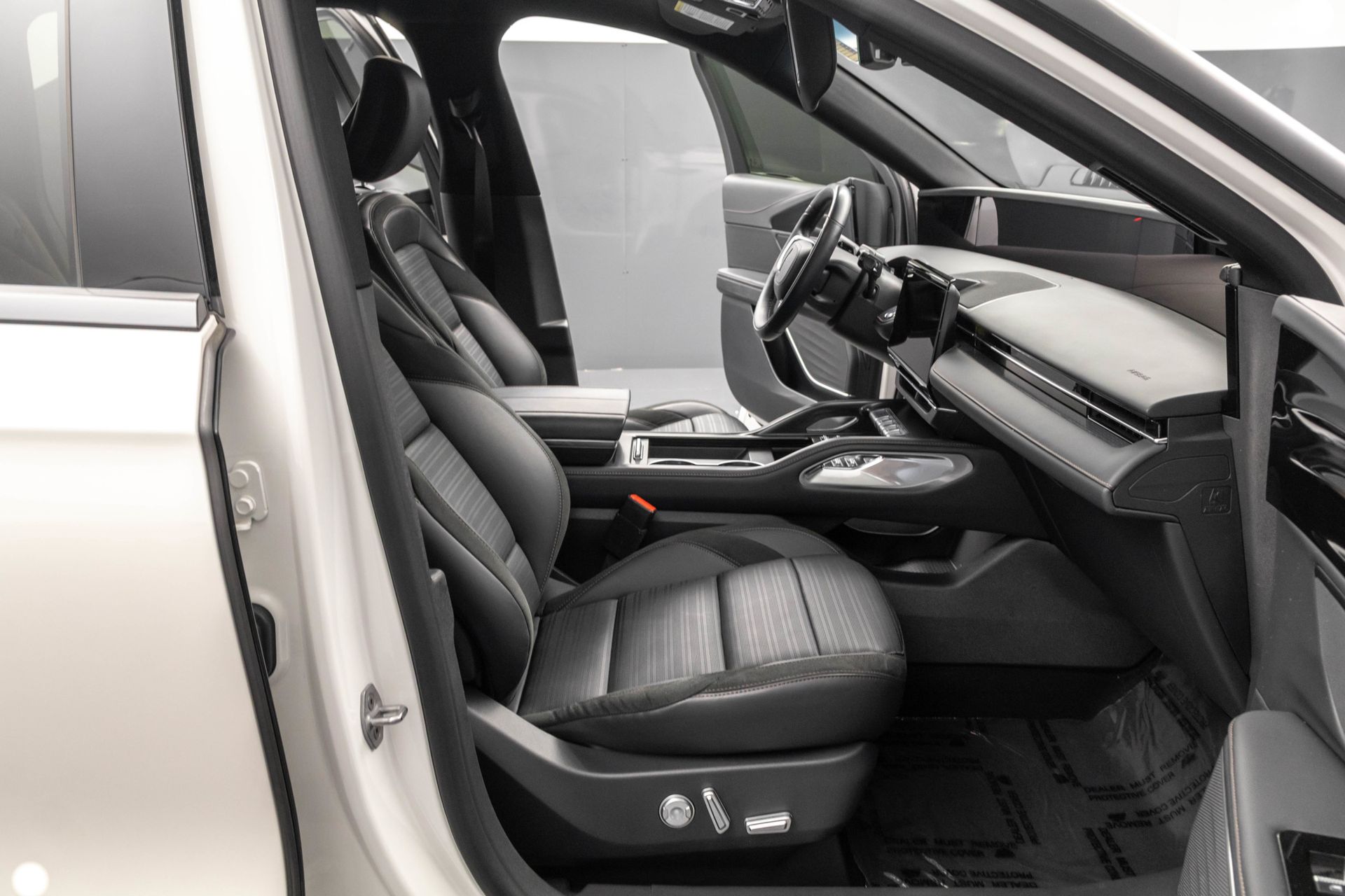 2024 LINCOLN NAUTILUS - Image 39