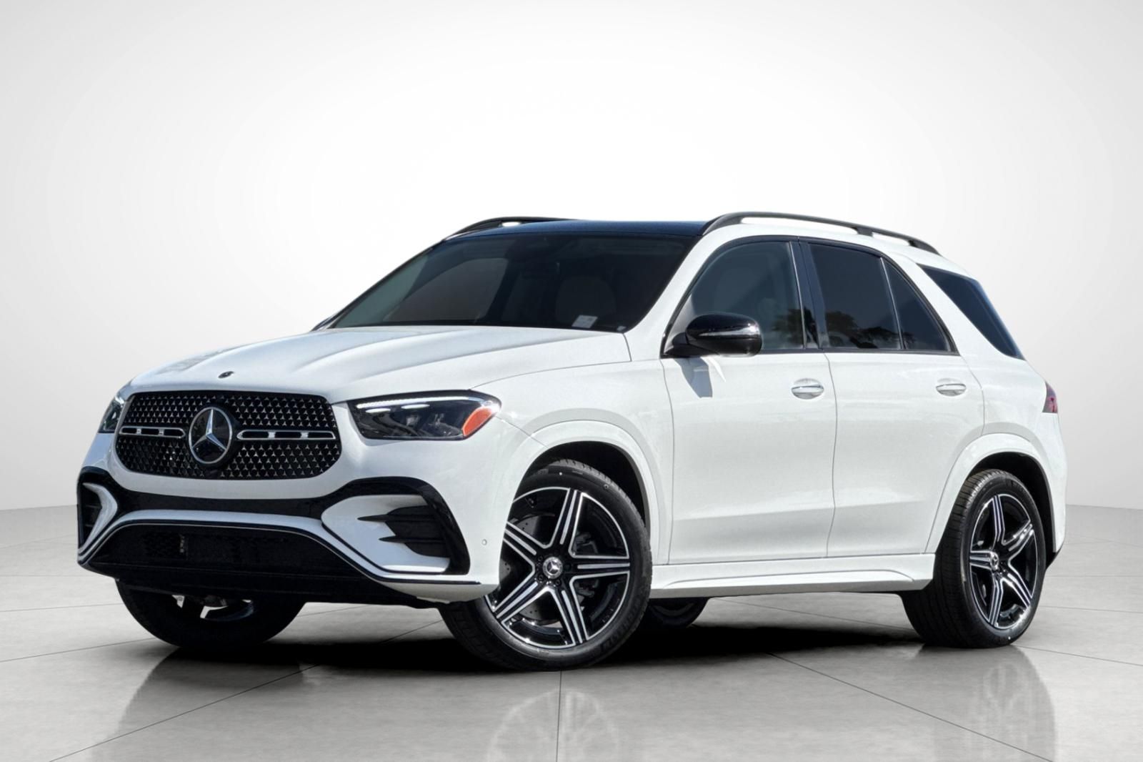 Polar White 2026 Mercedes-Benz GLE SUV / Crossover Rear-Wheel Drive 9-Speed Automatic