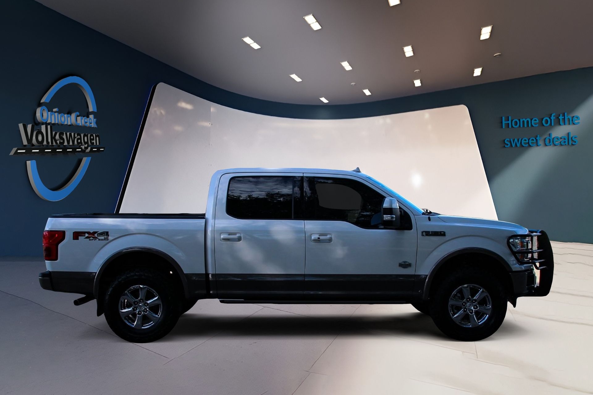 View vehicle photo 4
