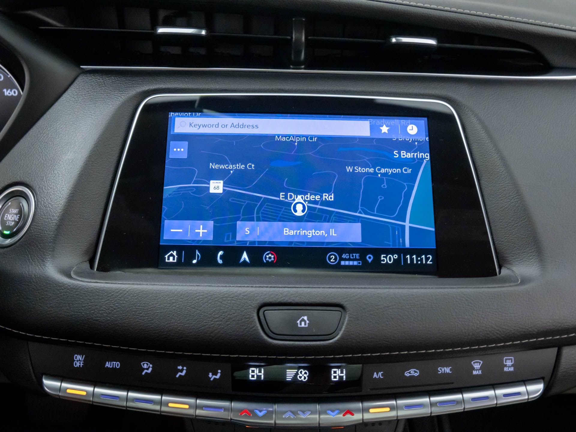 2022 Cadillac XT4 Luxury photo