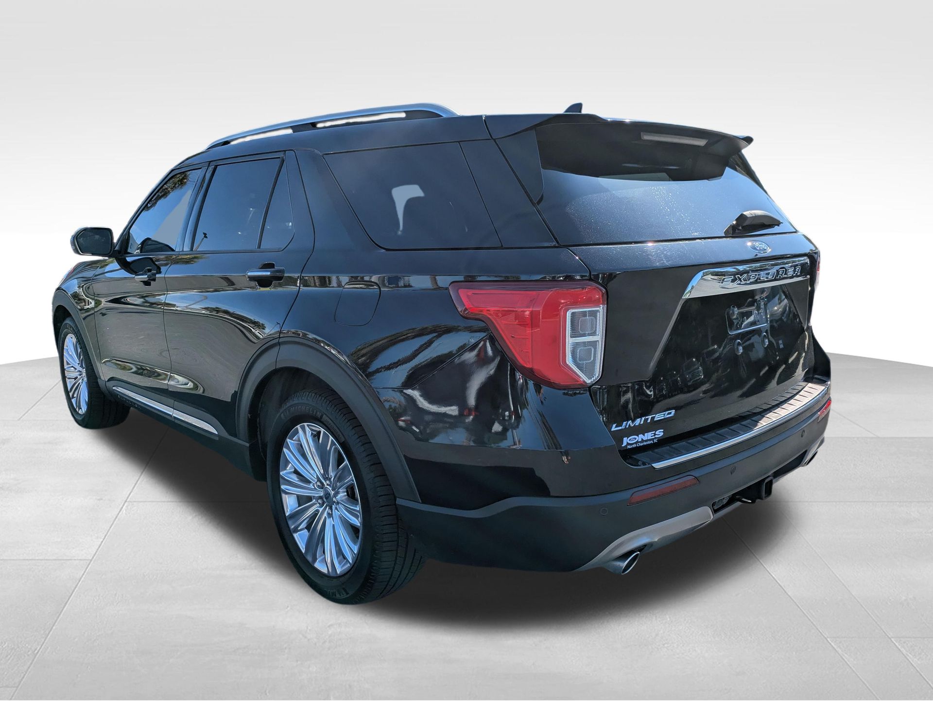 2020 Ford Explorer Limited Black at Matthews Motors of Wilmington