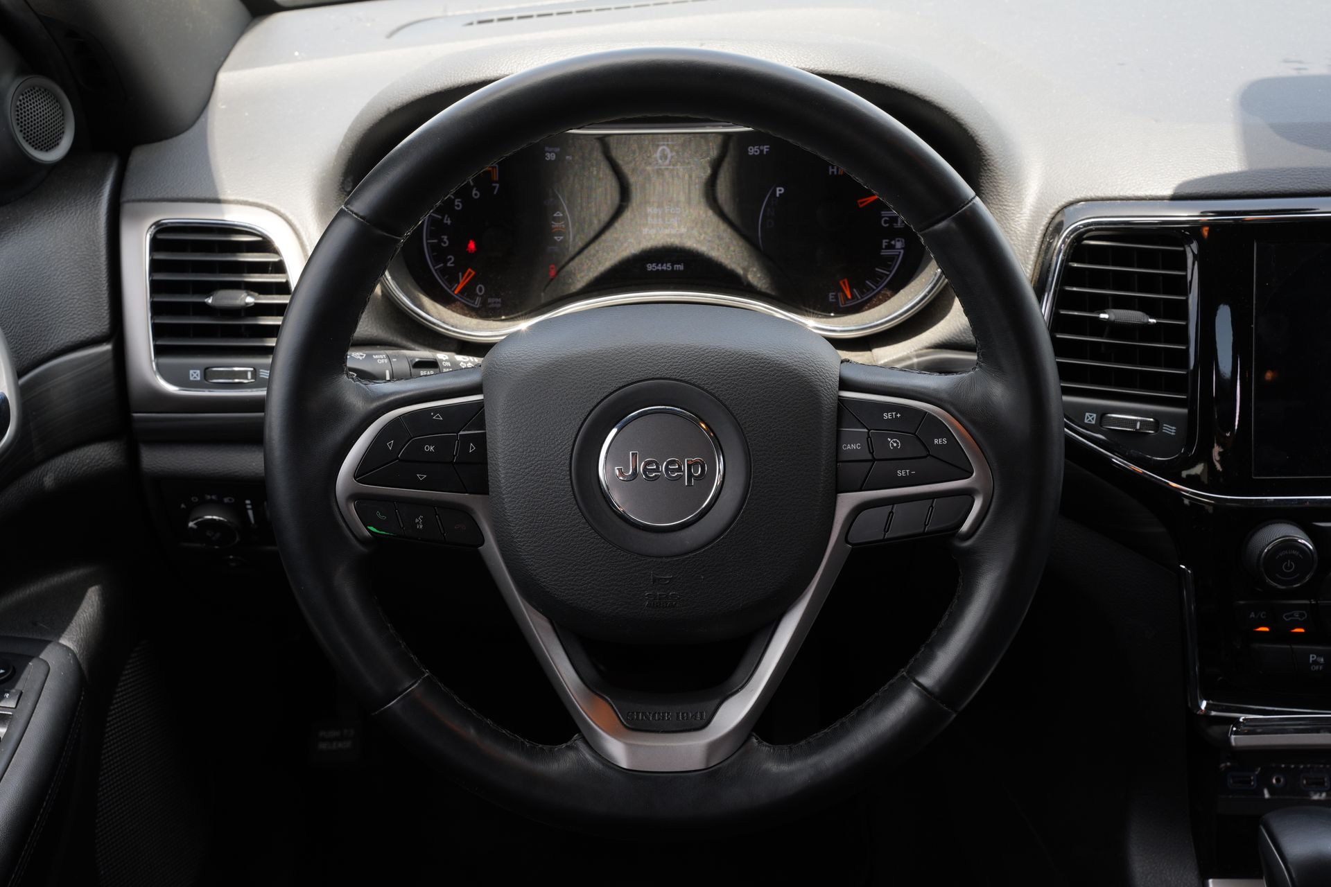 2019 Jeep Grand Cherokee Altitude Silver at AutoSavvy Houston Southwest