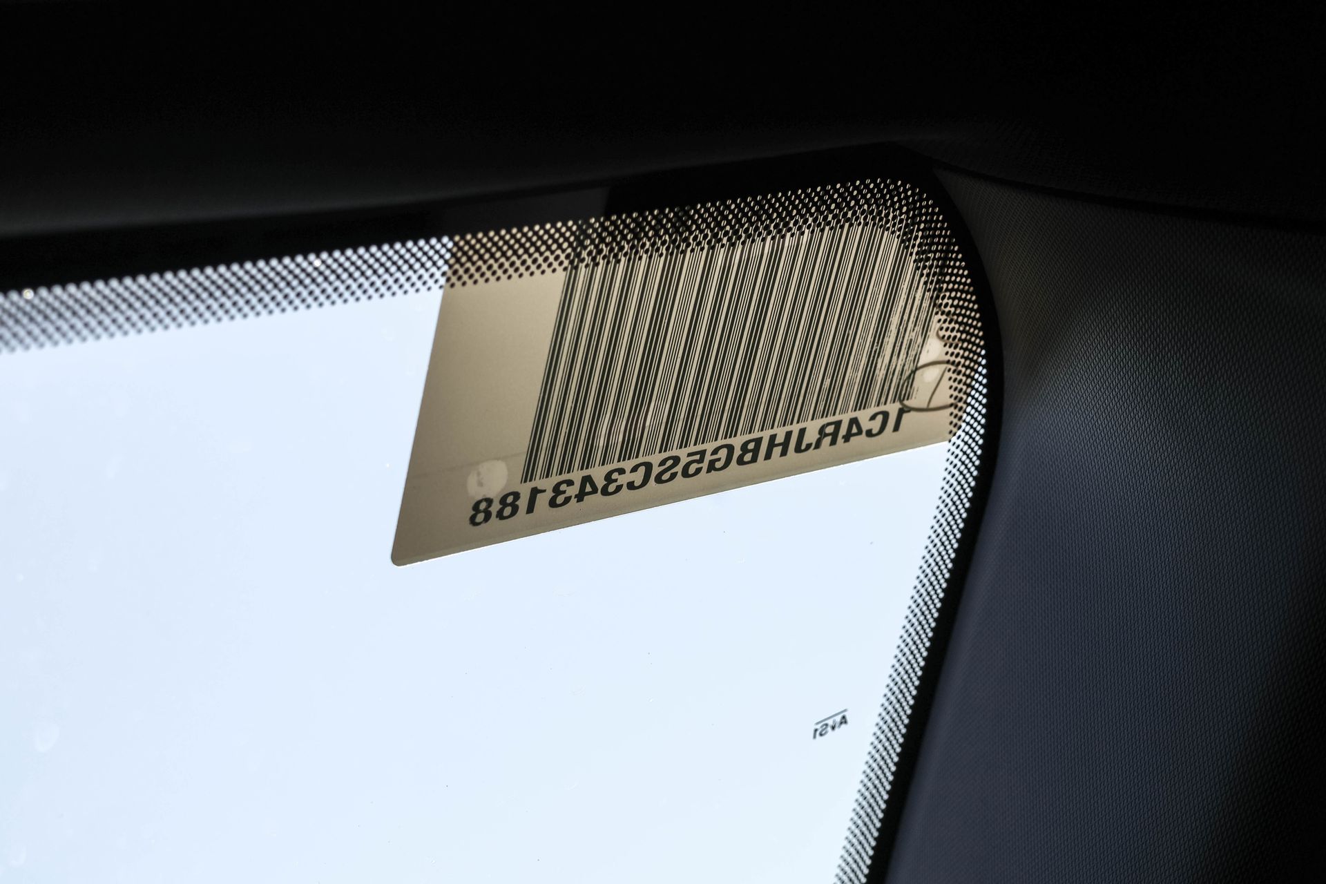 2025 JEEP GRAND CHEROKEE - Image 31