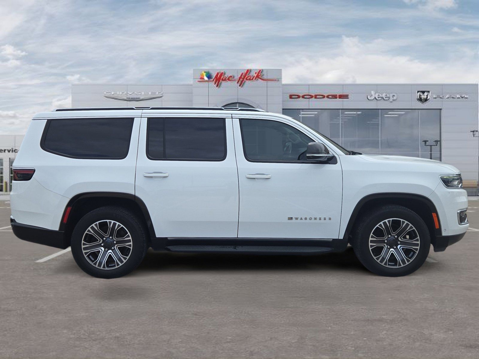 View vehicle photo 6