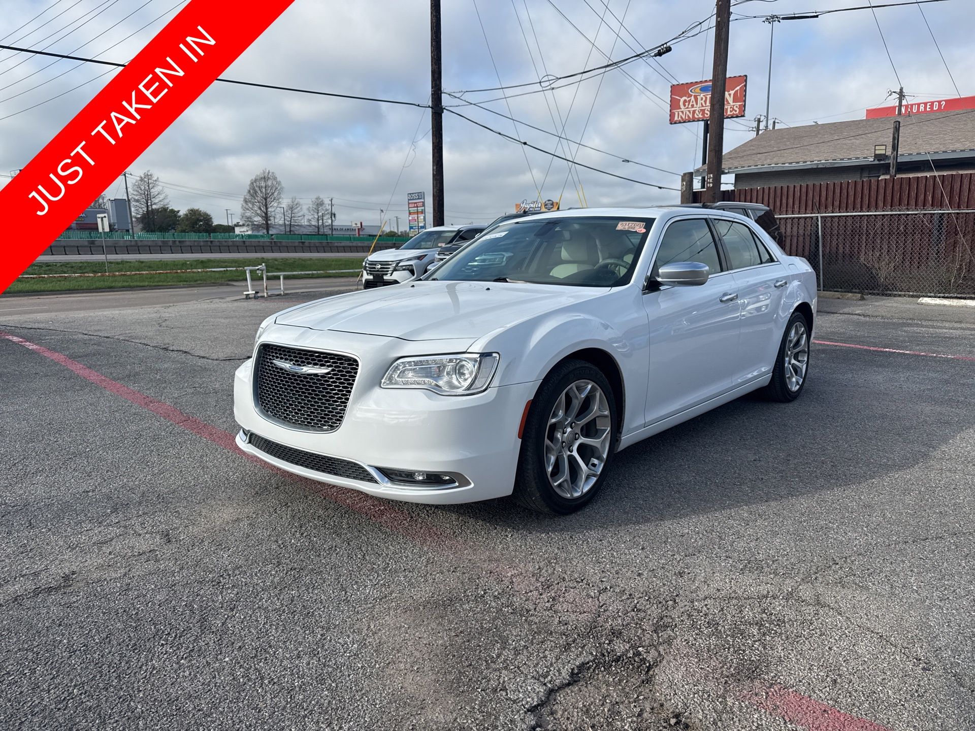 2018 Chrysler 300