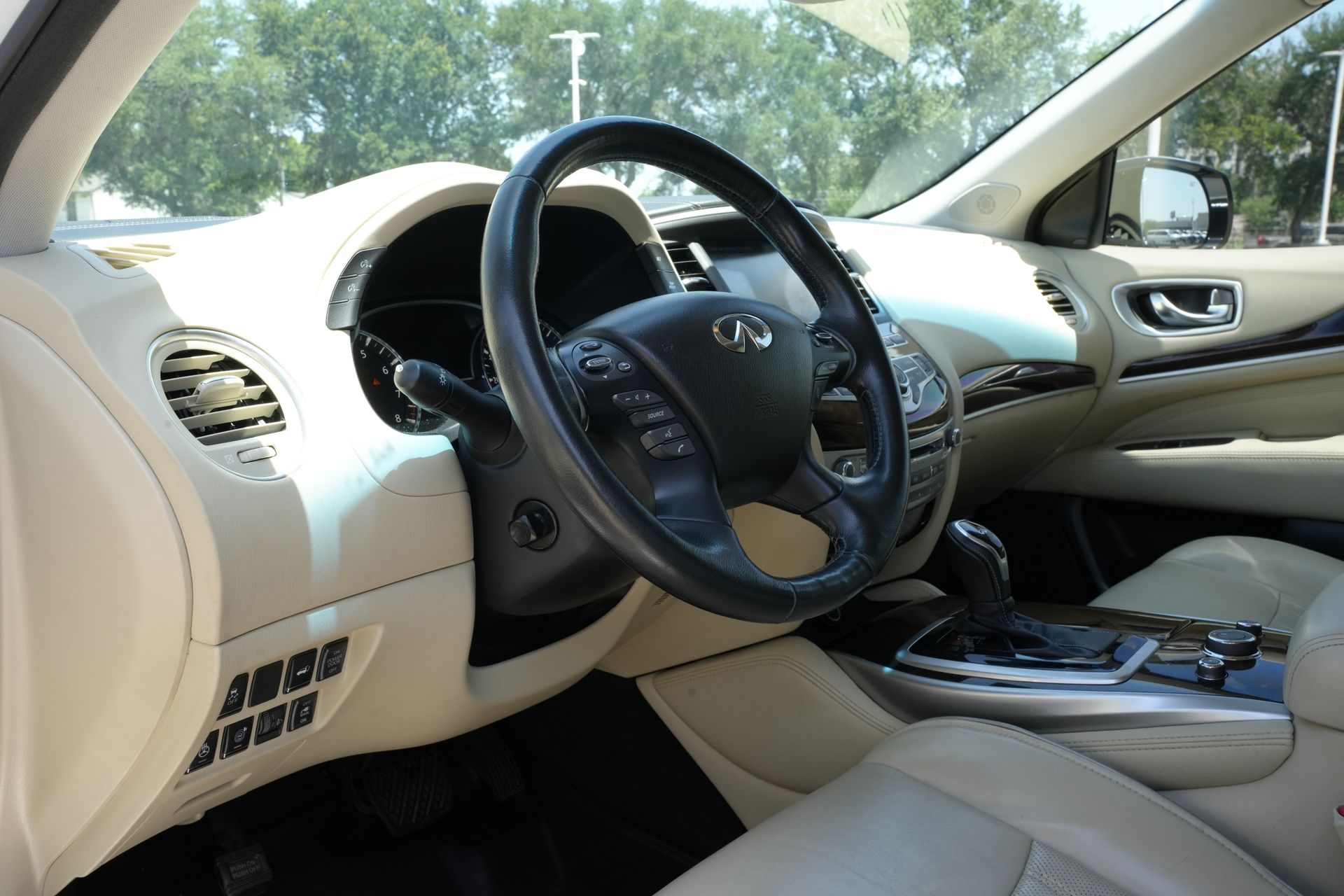 2016 INFINITI QX60 Base White at Emmons Autoplex