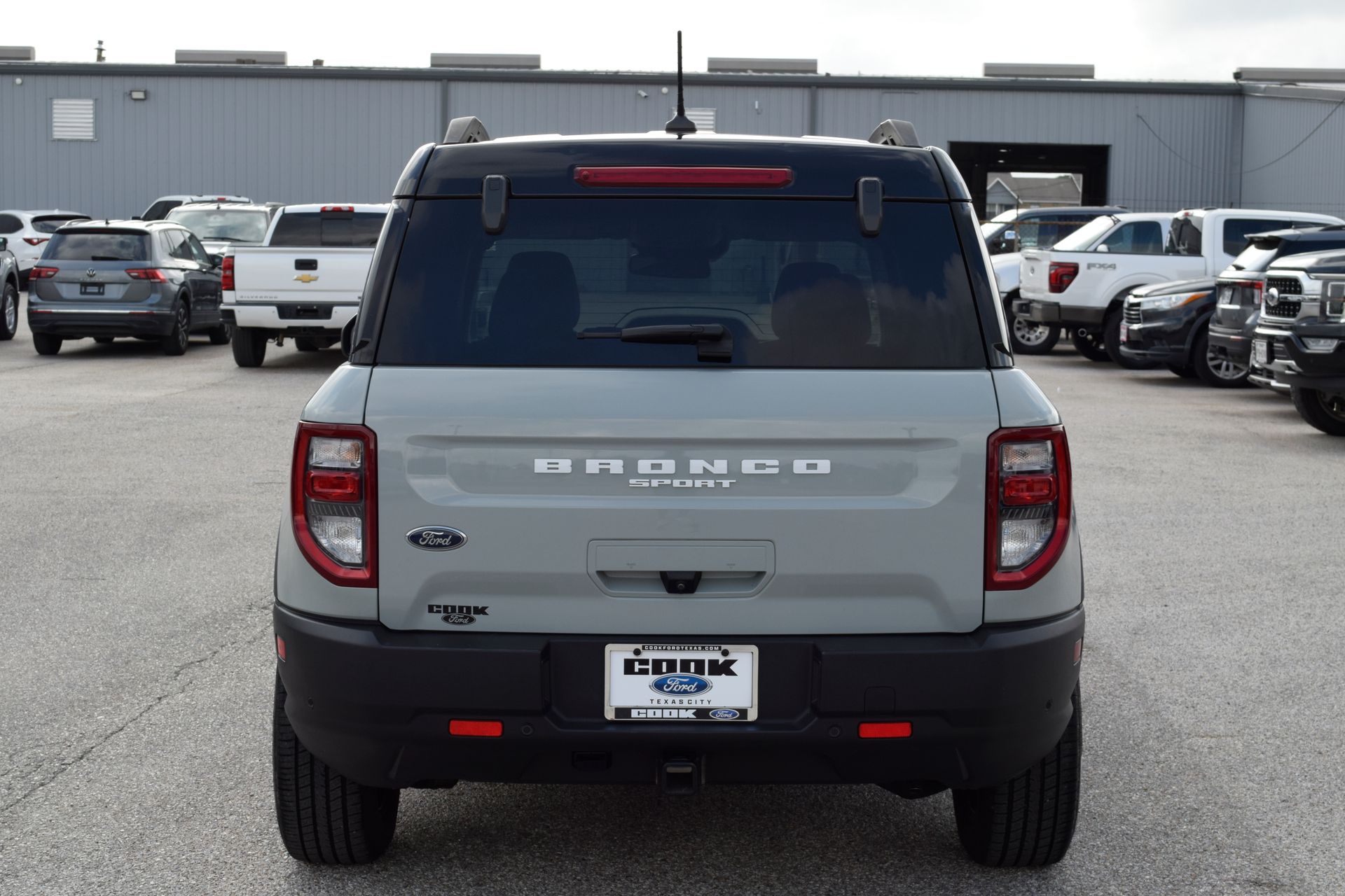 2022 Ford Bronco Sport Outer Banks Green at Classic Elite Chevrolet Sugar Land