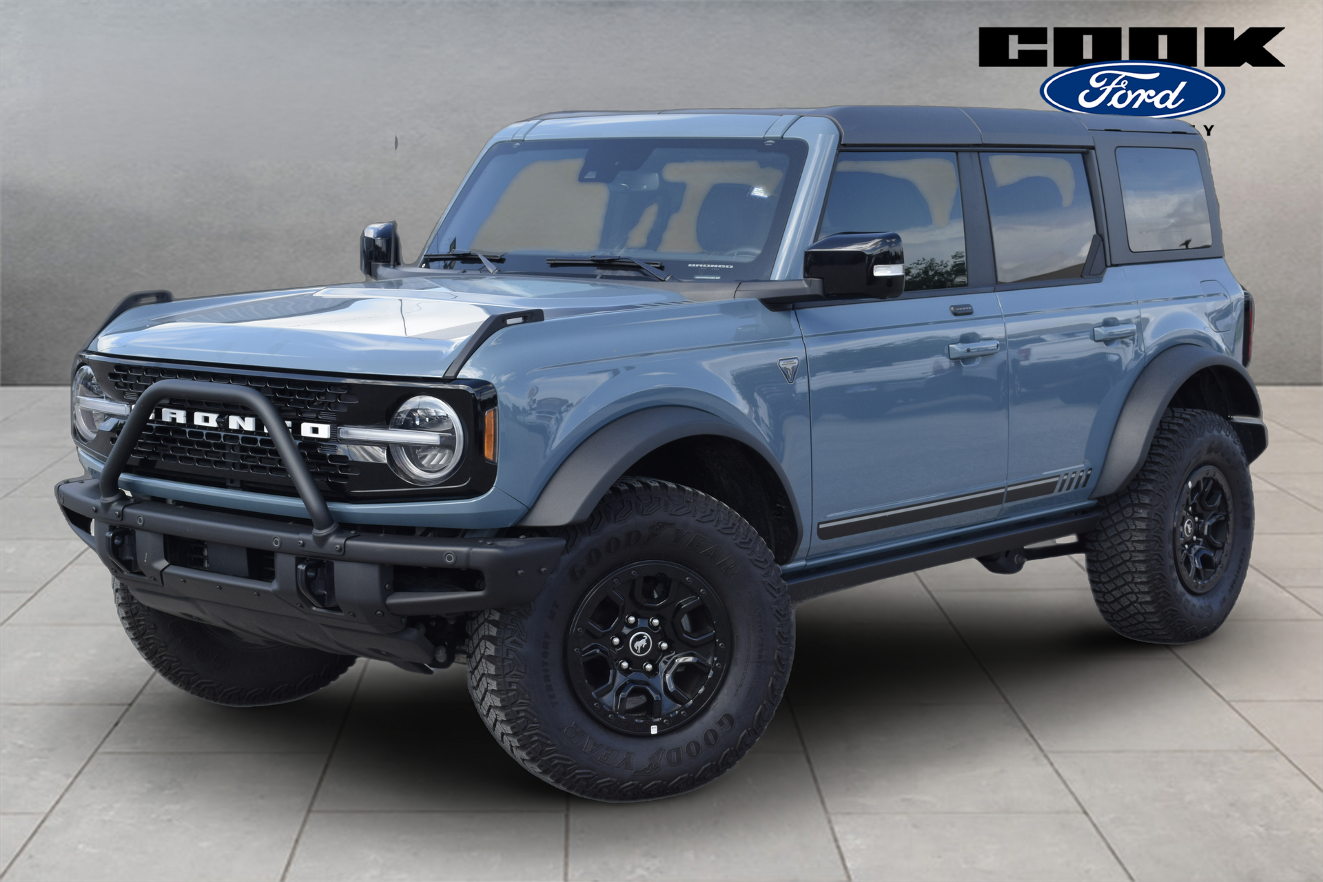 2021 Ford Bronco First Edition - 0