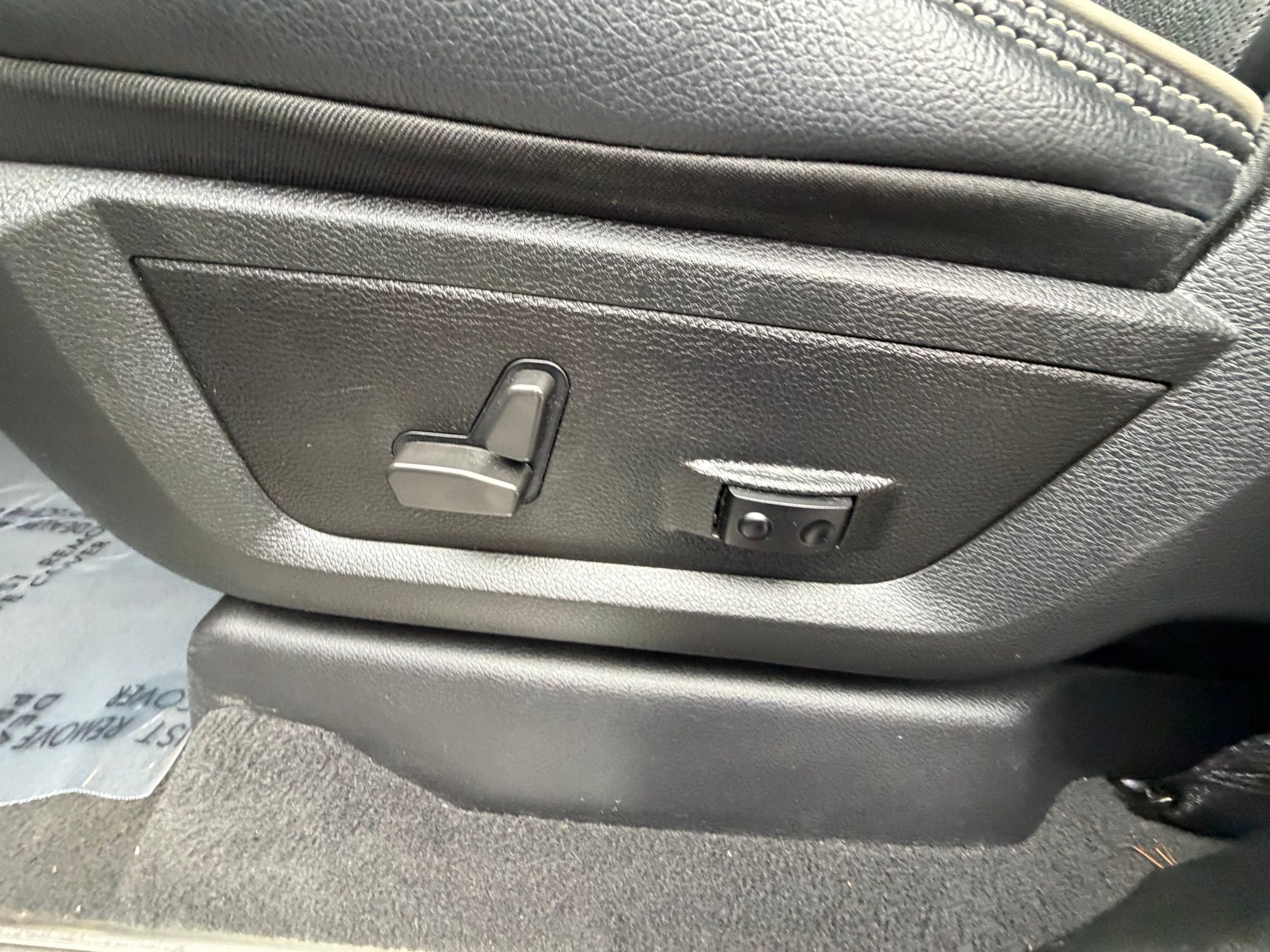 2022 RAM Ram 3500 Pickup Laramie - Photo 23