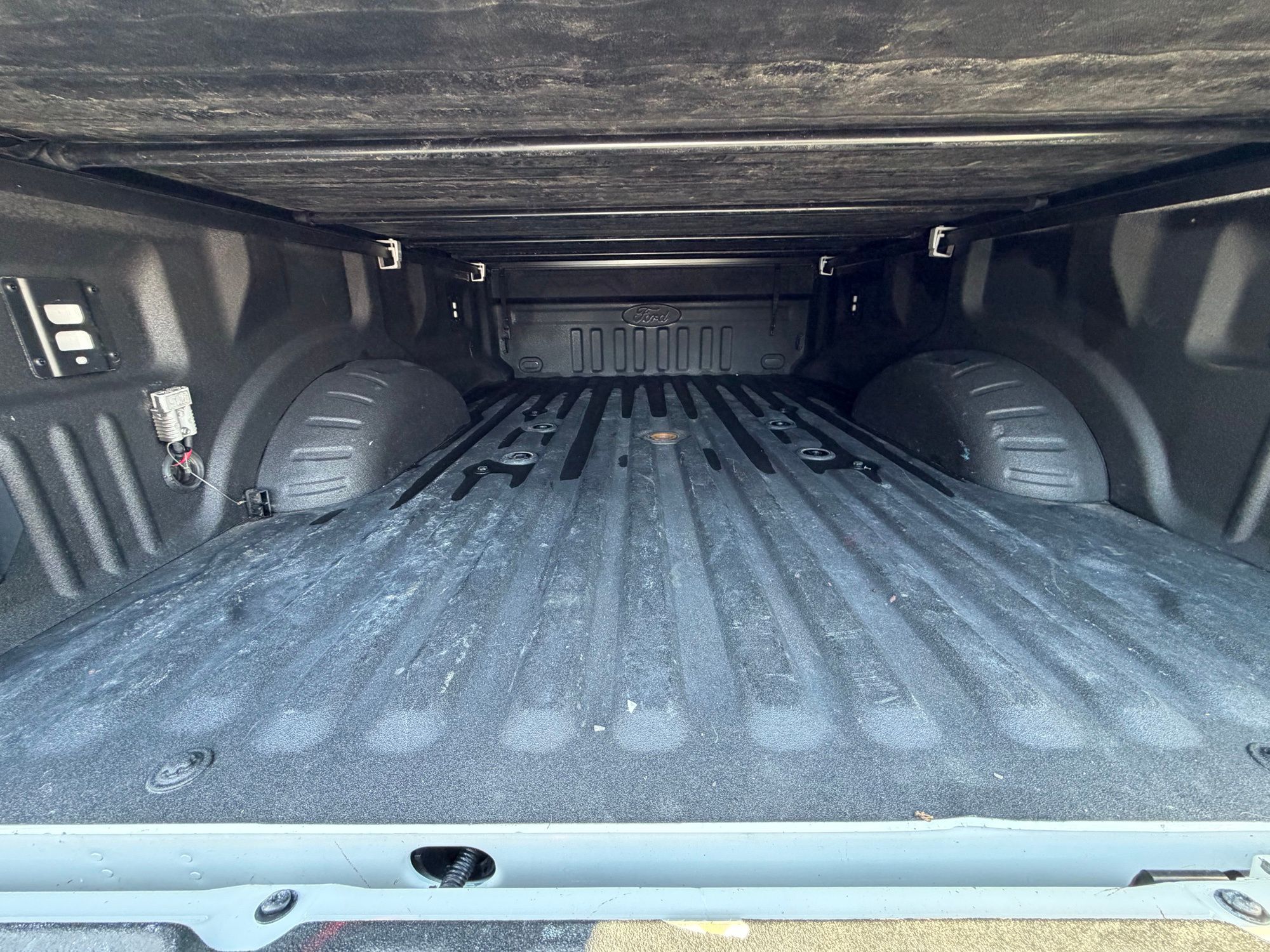 2025 Ford F-450 Super Duty Platinum - Photo 11