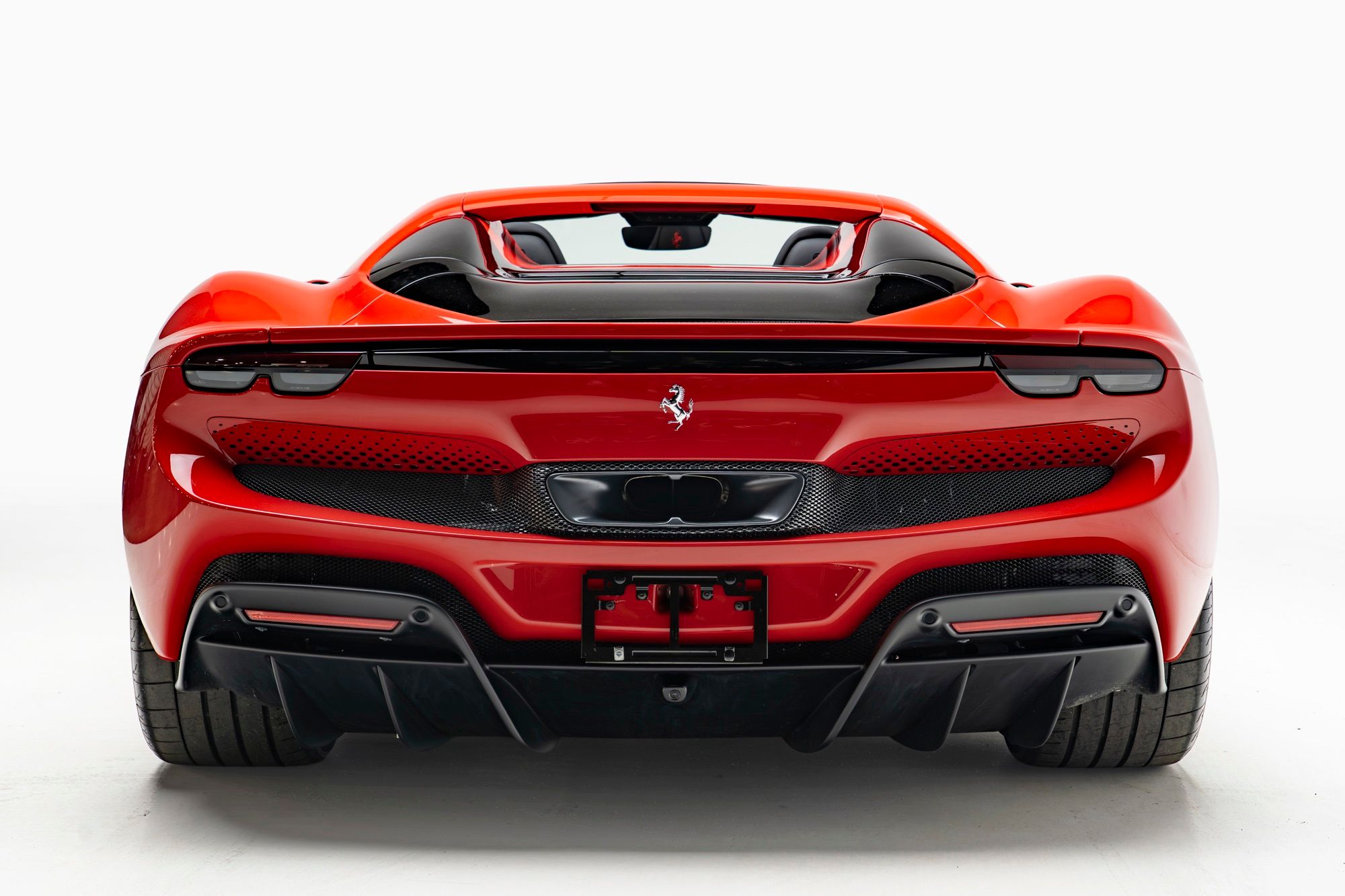 2025 Ferrari 296 GTS - Thumbnail 6
