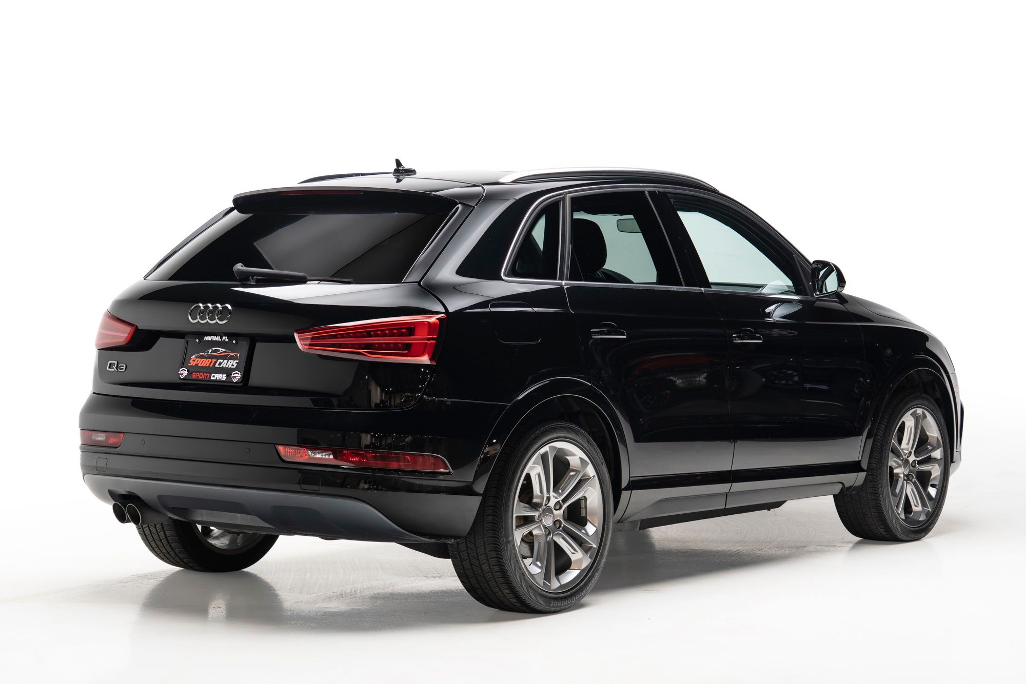 2016 Audi Q3 - Thumbnail 8