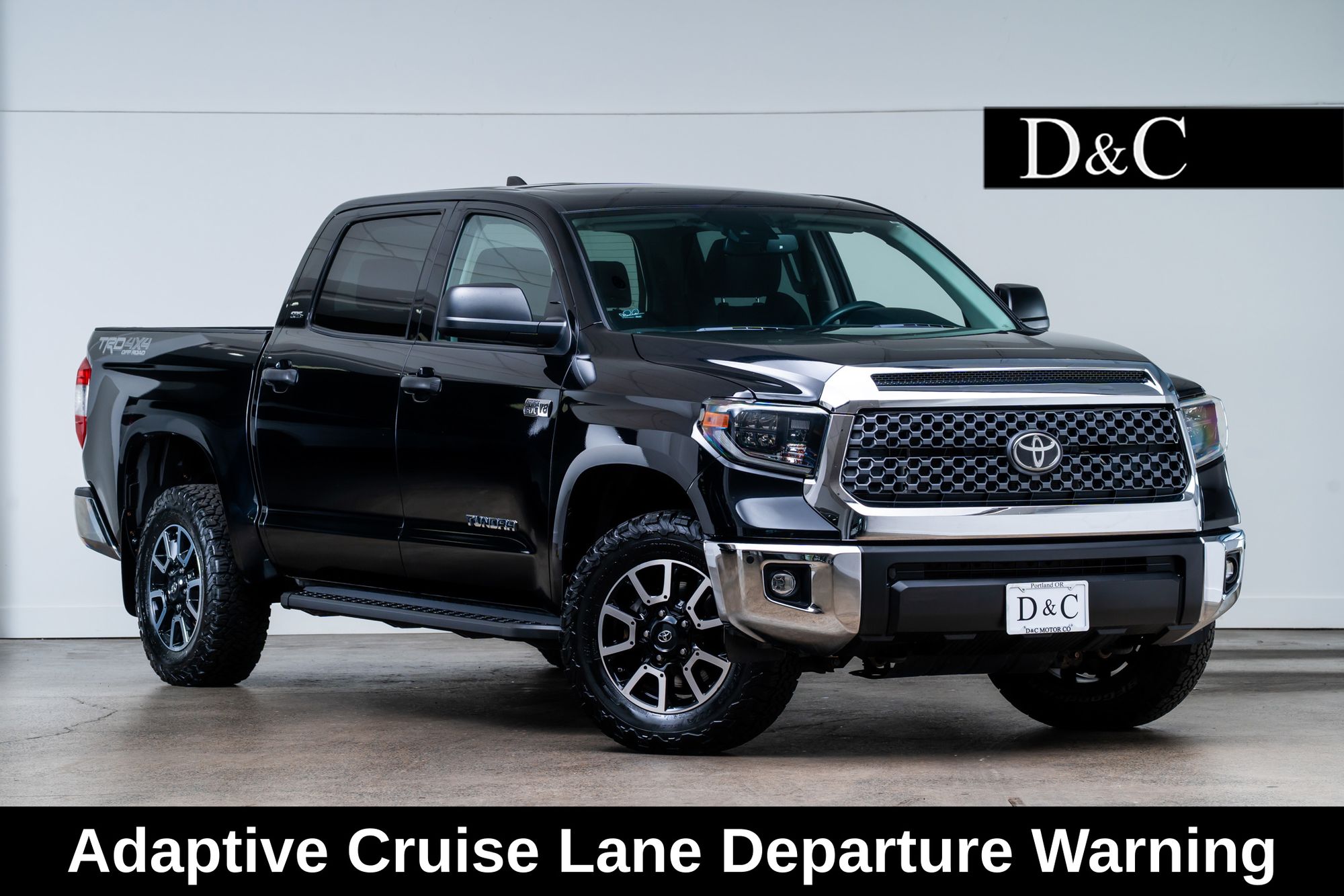 Midnight Black Metallic 2020 Toyota Tundra Pickup Truck Four-Wheel Drive 6-Speed Automatic