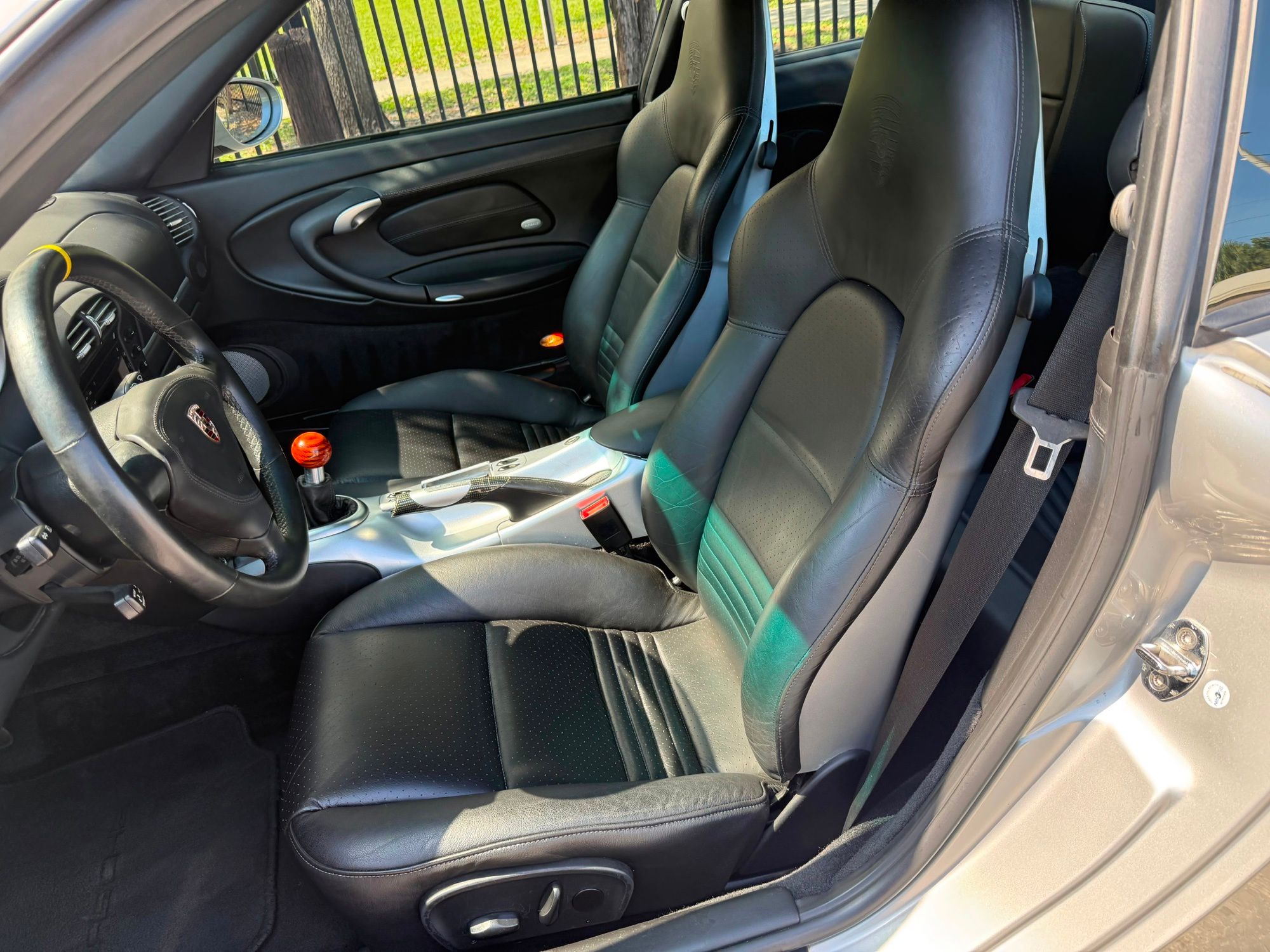 2005 Porsche 911 - Thumbnail 4