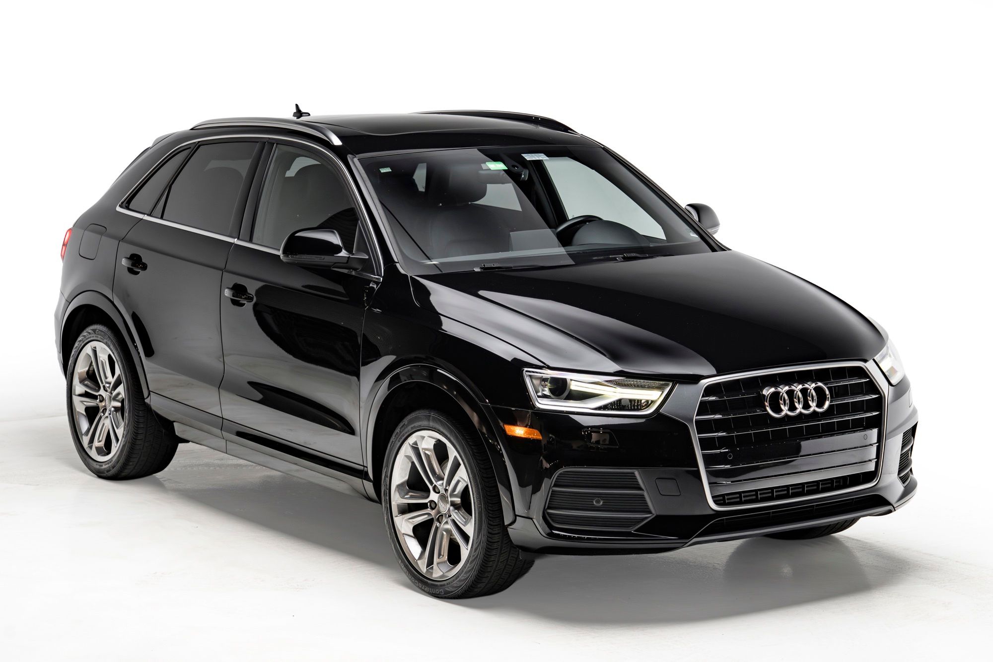 2016 Audi Q3 - Thumbnail 6