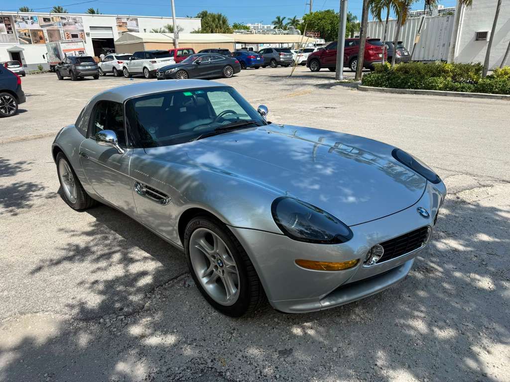 2001 BMW Z8 - Thumbnail 5