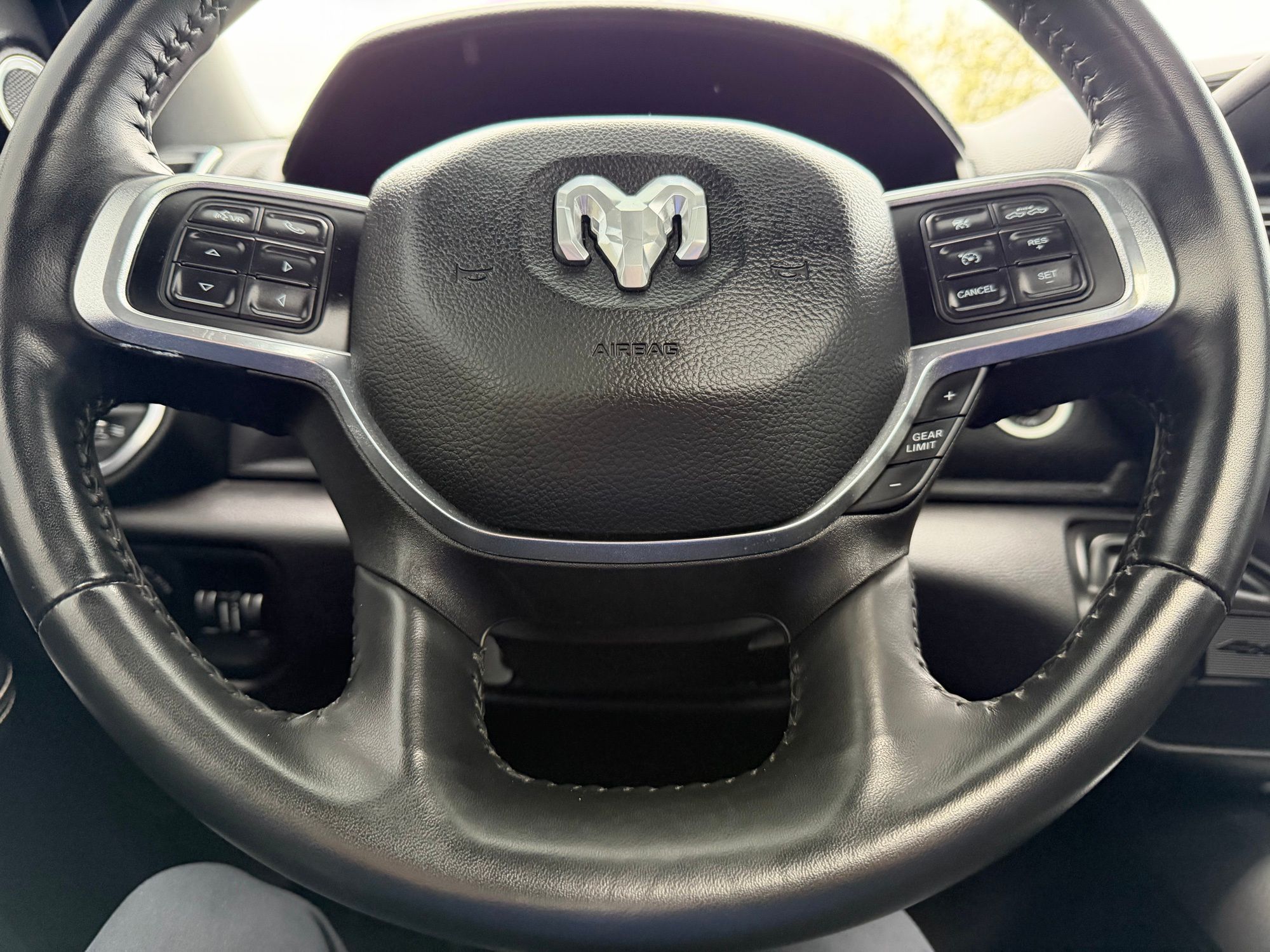 2022 RAM Ram 3500 Pickup Laramie - Photo 24