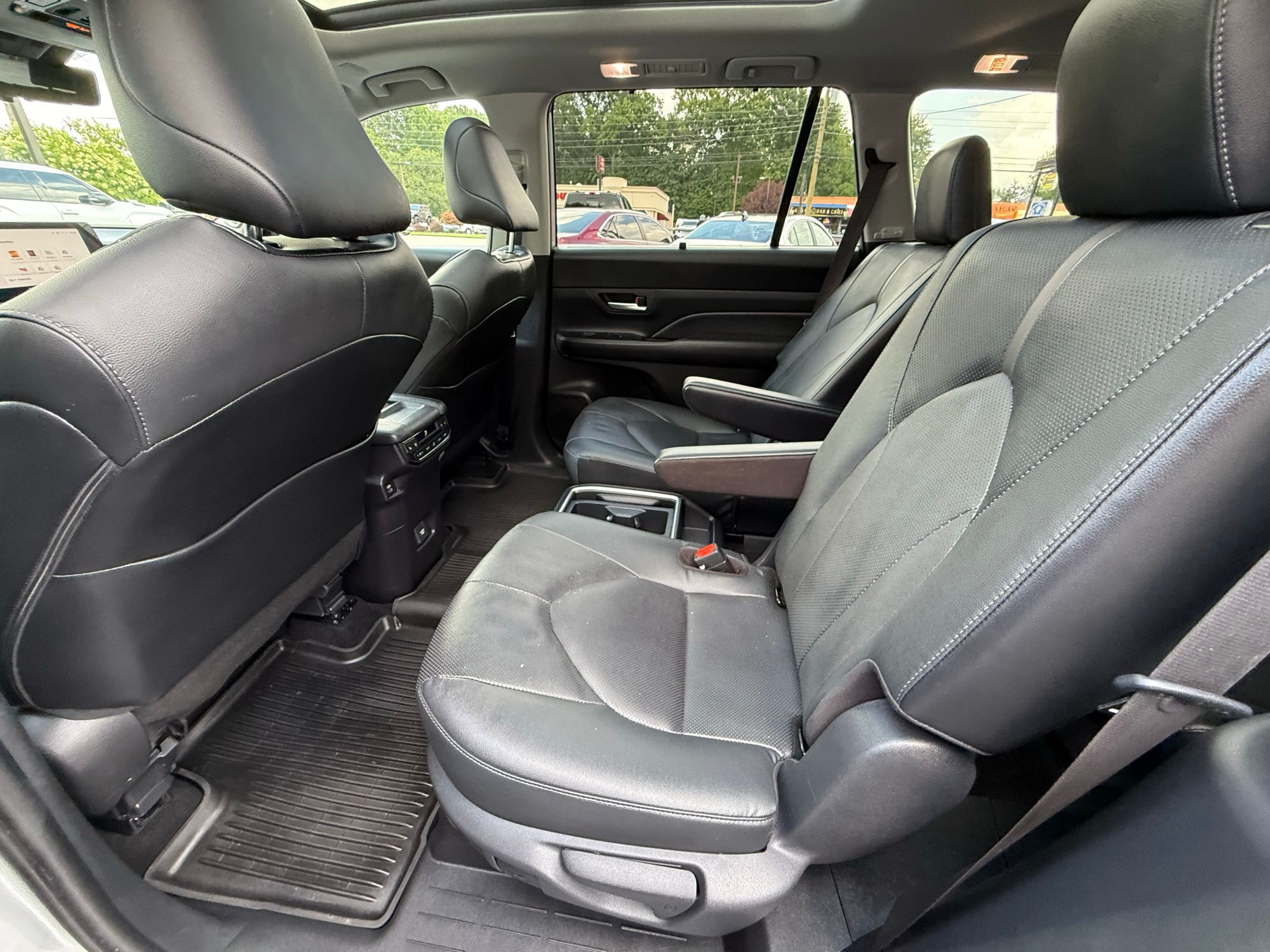 2024 Toyota Grand Highlander Platinum - Photo 13