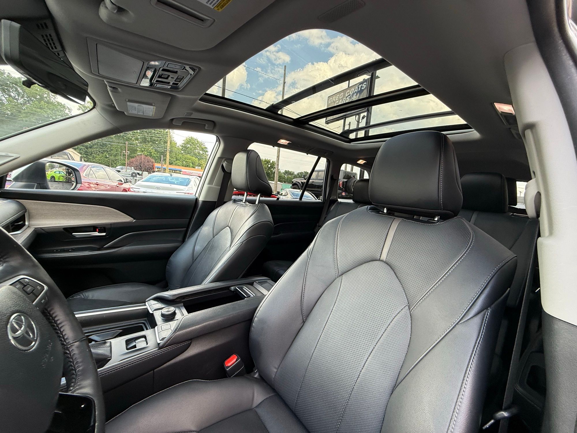 2024 Toyota Grand Highlander Platinum - Photo 19