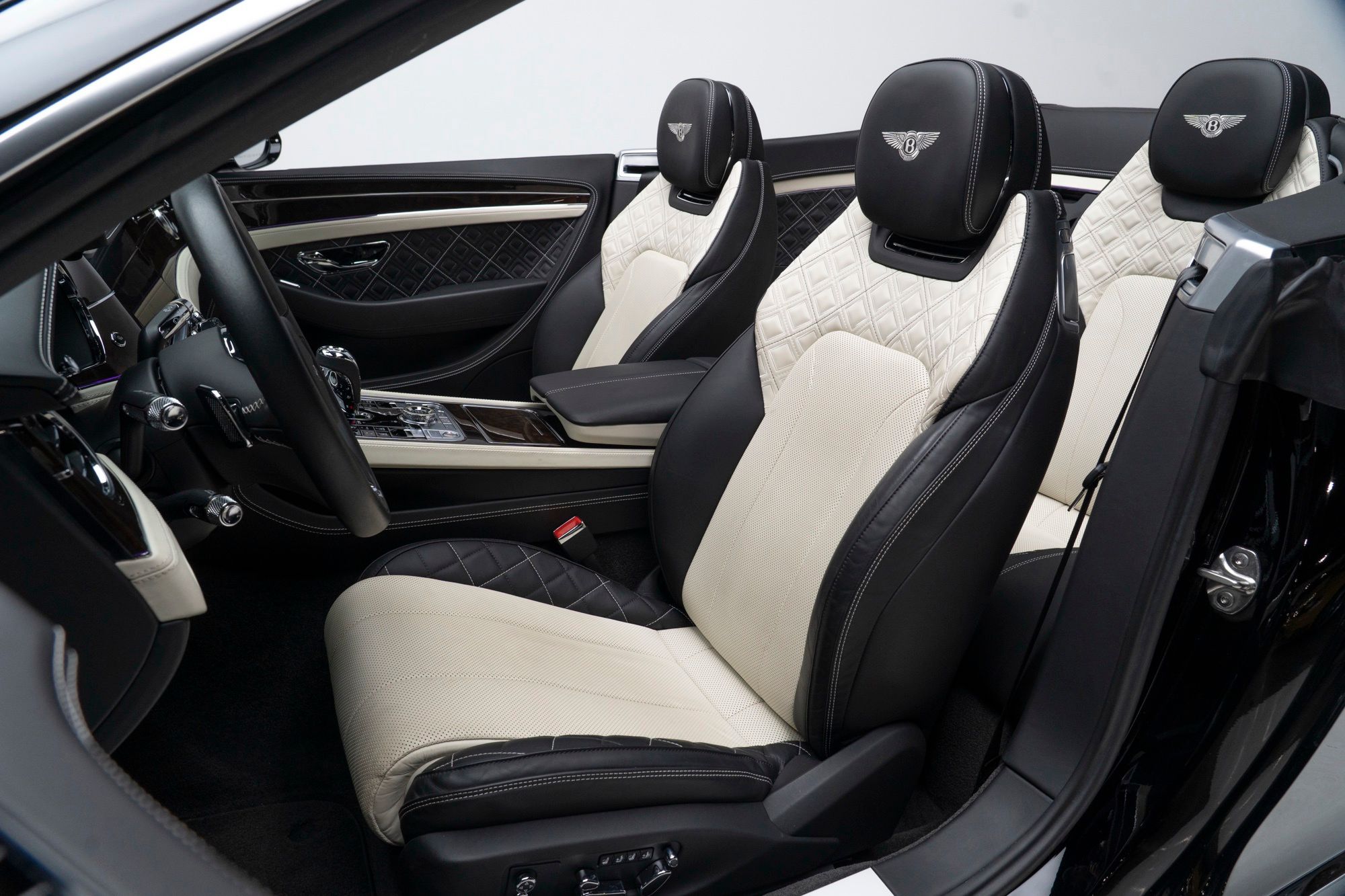 2020 Bentley Continental GT - Thumbnail 3