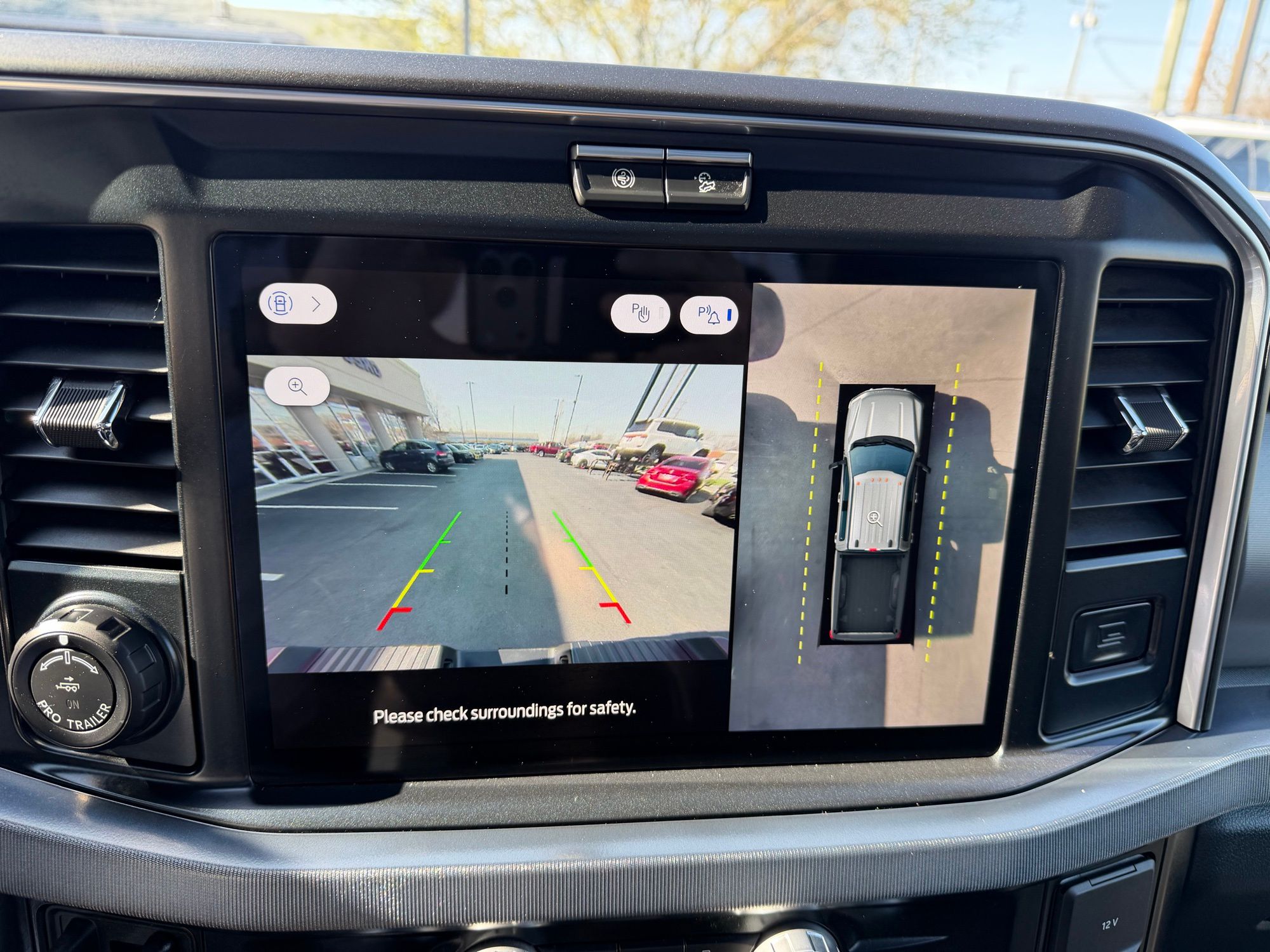 2025 Ford F-450 Super Duty Platinum - Photo 29