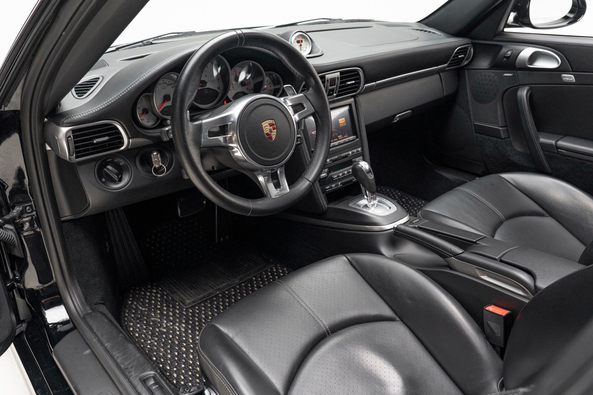 2013 Porsche 911 - Thumbnail 2