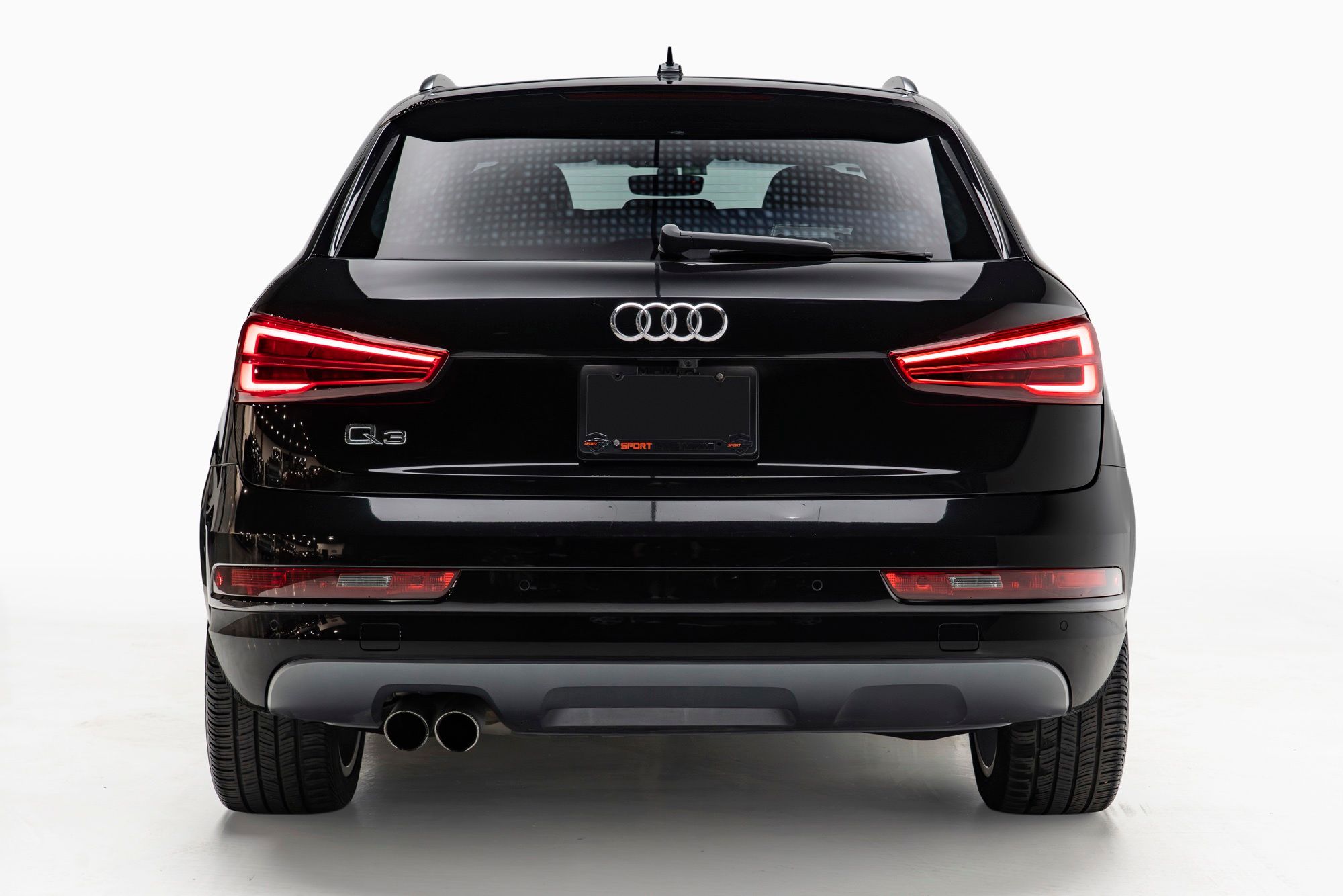2016 Audi Q3 - Thumbnail 9