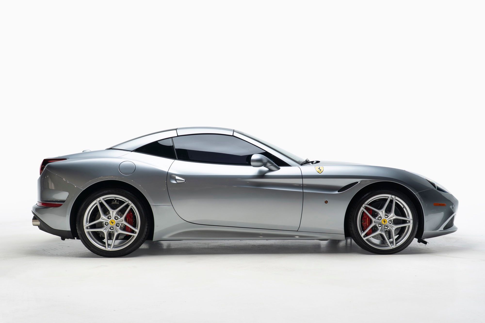 2016 Ferrari California - Thumbnail 8