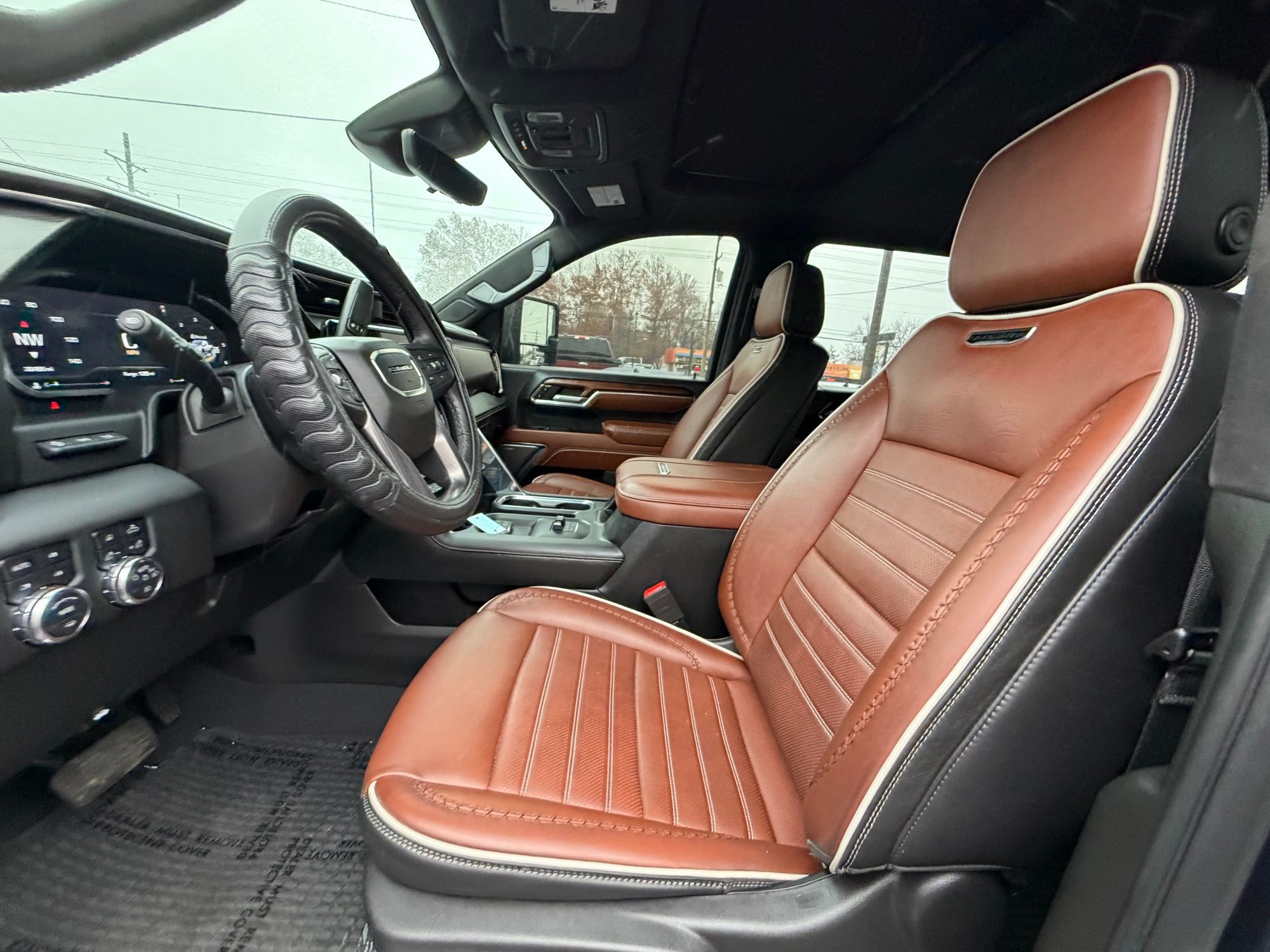 2024 GMC Sierra 3500HD Denali Ultimate - Photo 18
