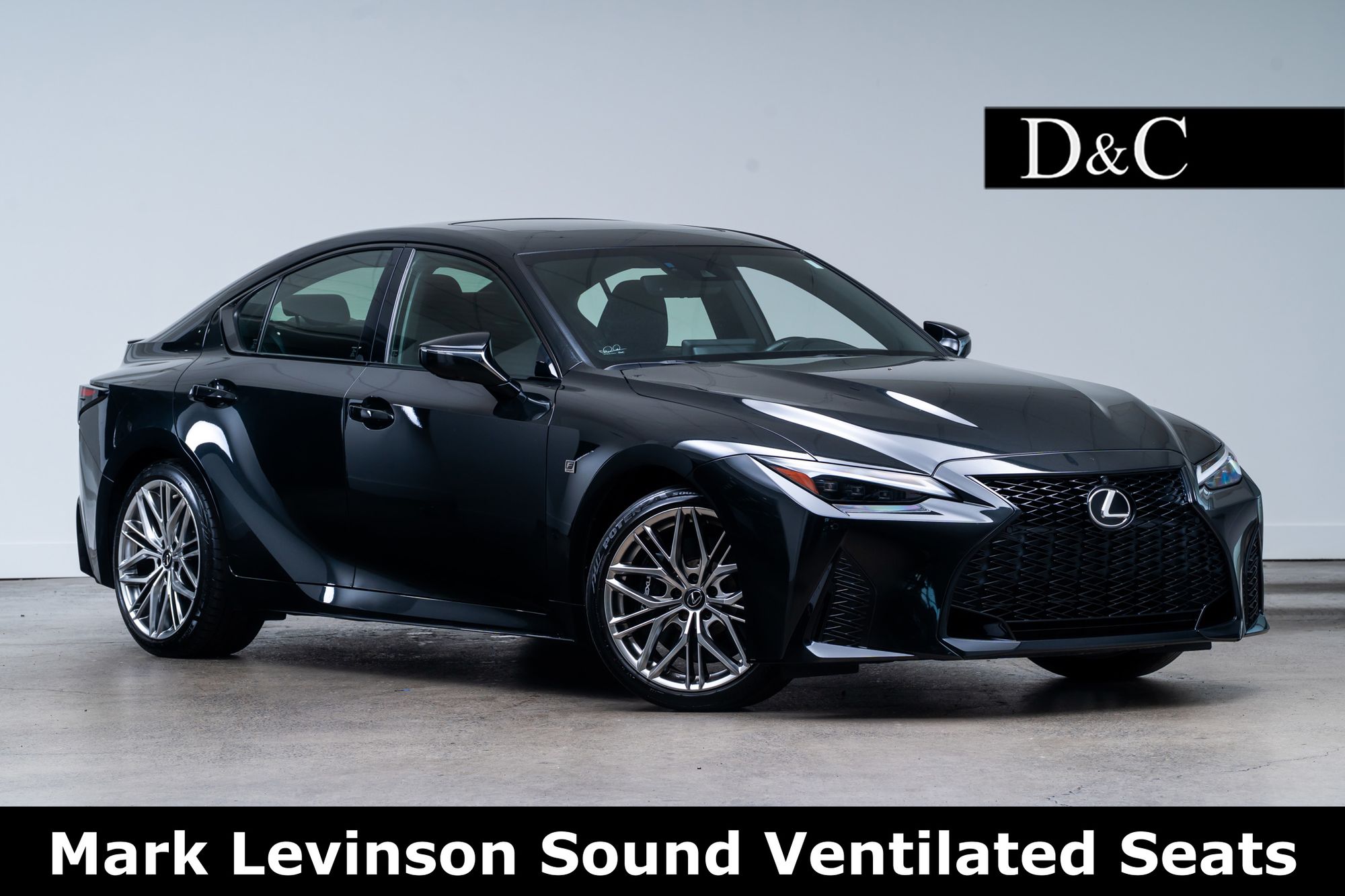Black (Caviar) 2022 Lexus IS Sedan Rear-Wheel Drive 8-Speed Automatic