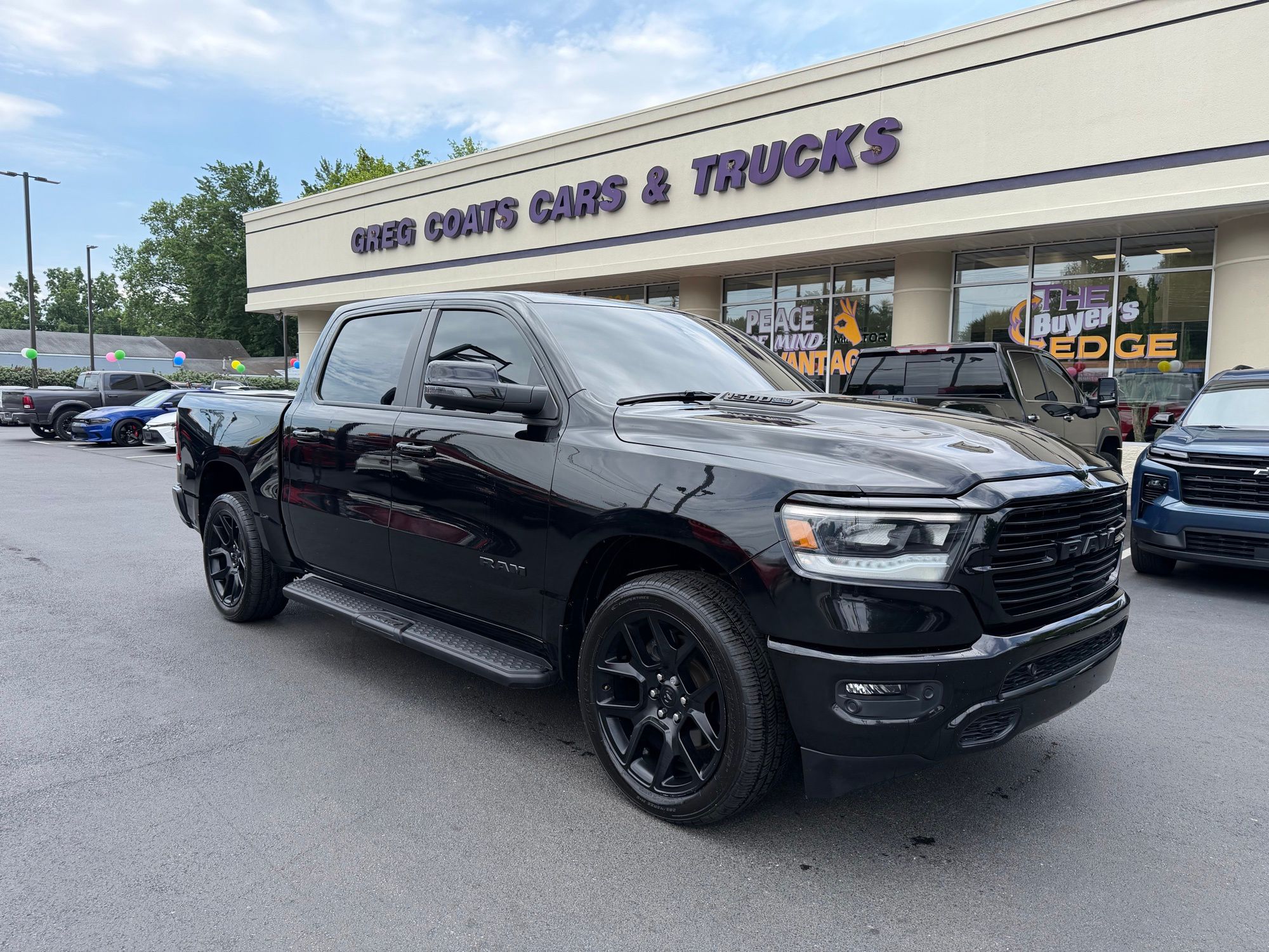 2023 RAM 1500 Laramie 4x4 Crew Cab 5'7's photo