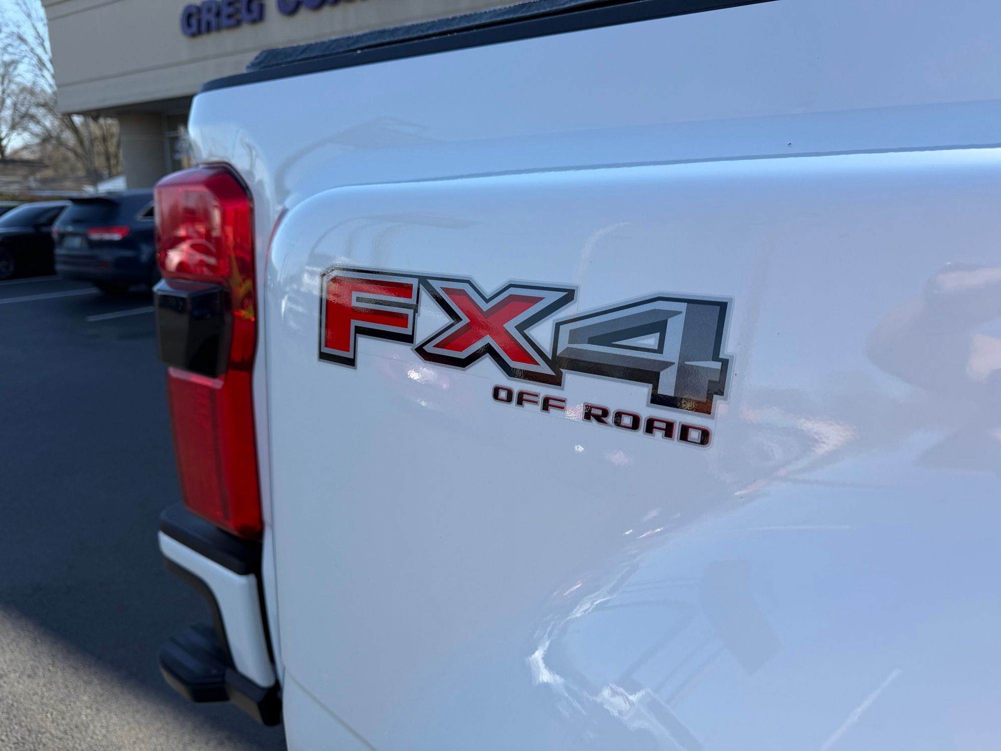 2025 Ford F-450 Super Duty Platinum - Photo 10