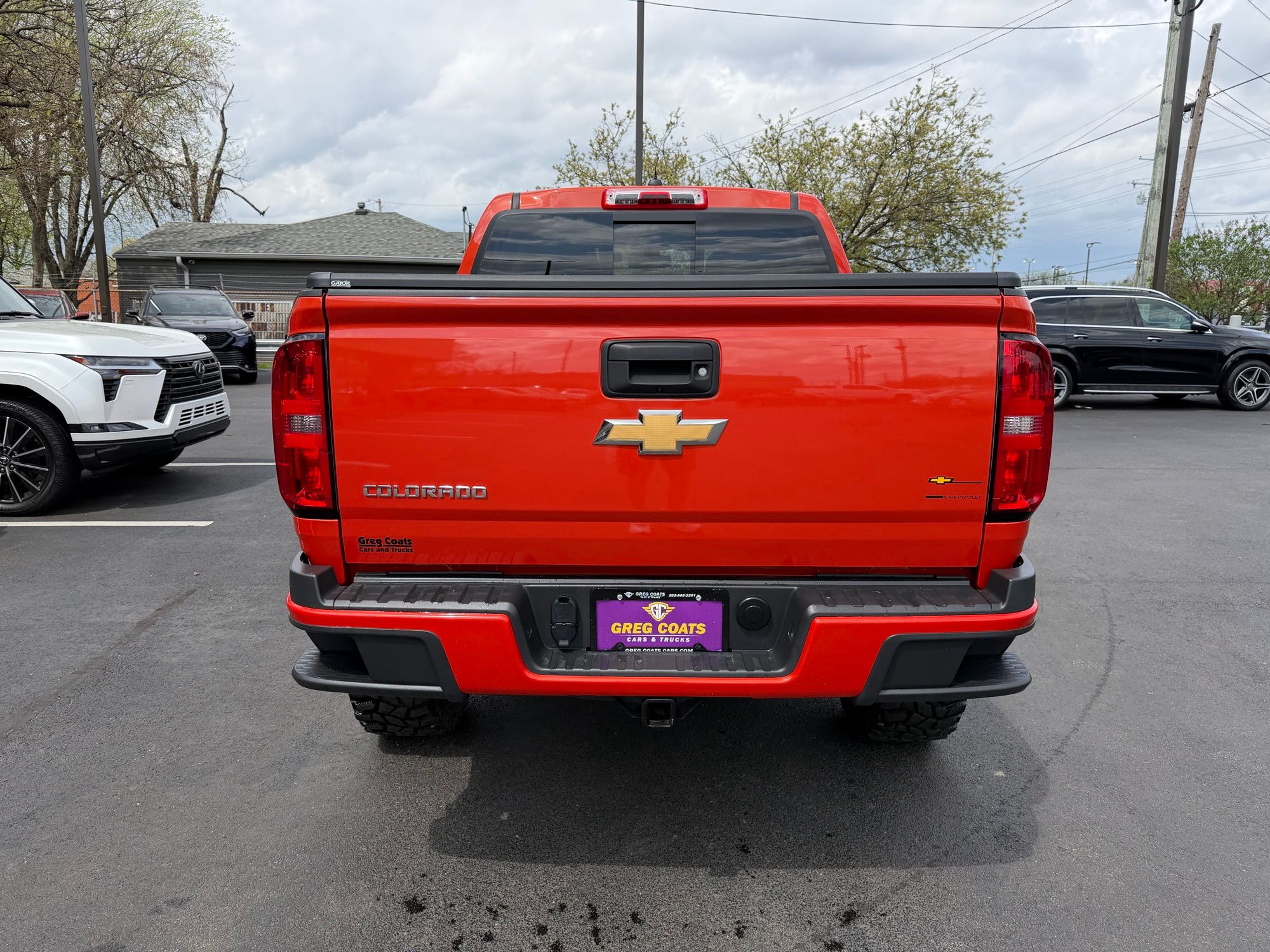 View vehicle photo 5