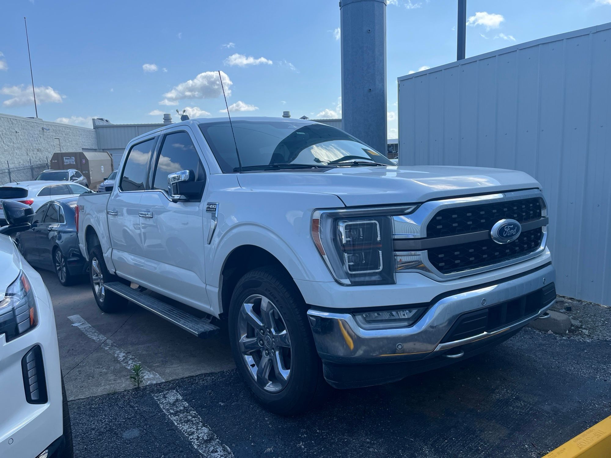 Star White Metallic Tri-Coat 2023 Ford F-150 King Ranch SuperCrew 4WD Pickup Truck Four-Wheel Drive Automatic