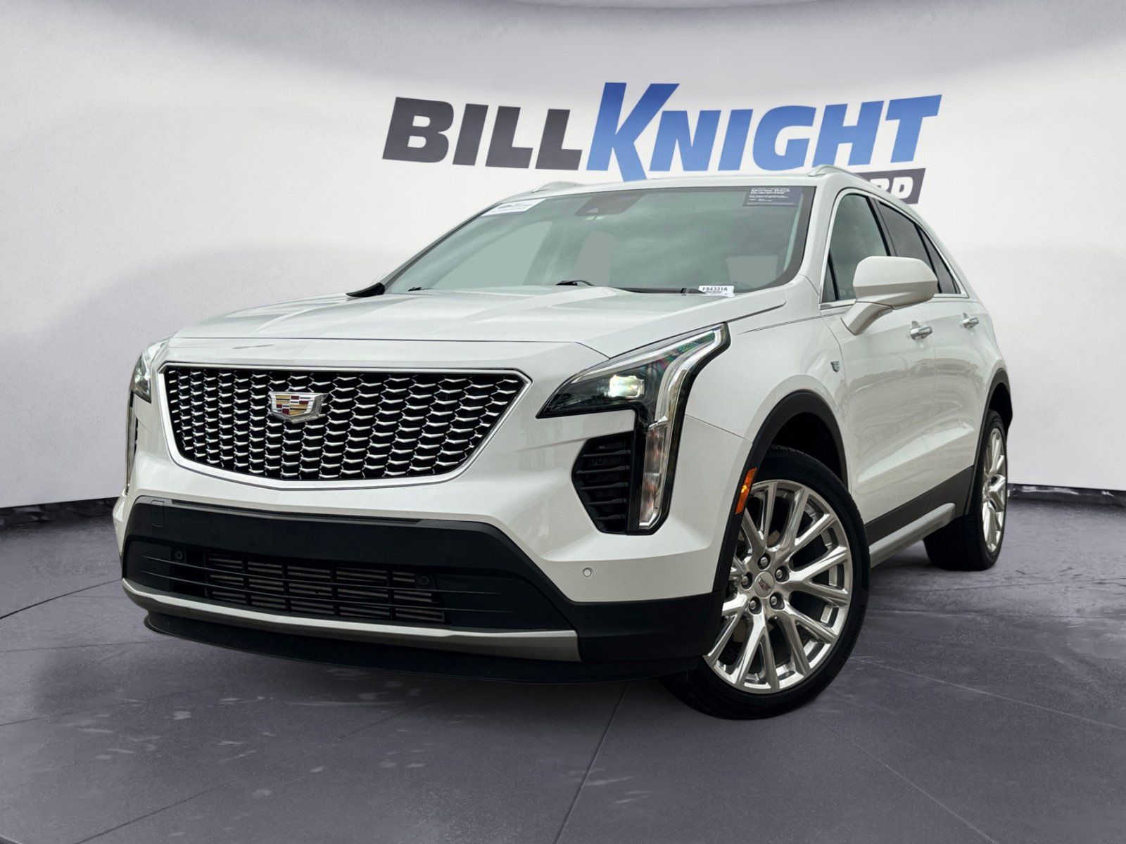 Crystal White Tricoat 2020 Cadillac XT4 Premium Luxury FWD SUV / Crossover Front-Wheel Drive 9-Speed Automatic