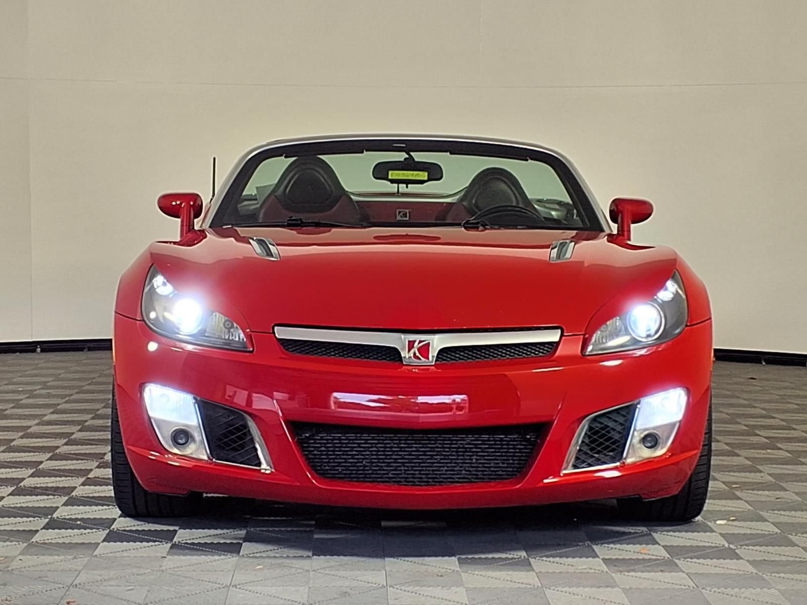 View vehicle photo 2