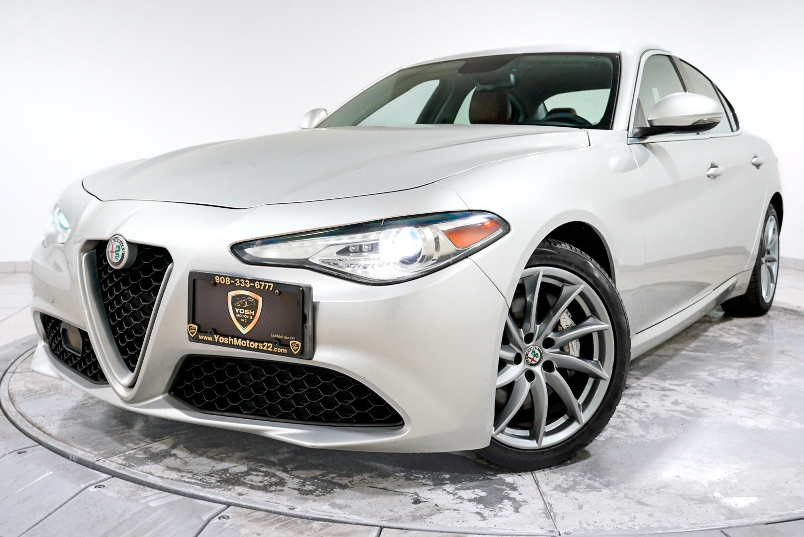 2017 Alfa Romeo Giulia 2.0 Auto AWD's photo