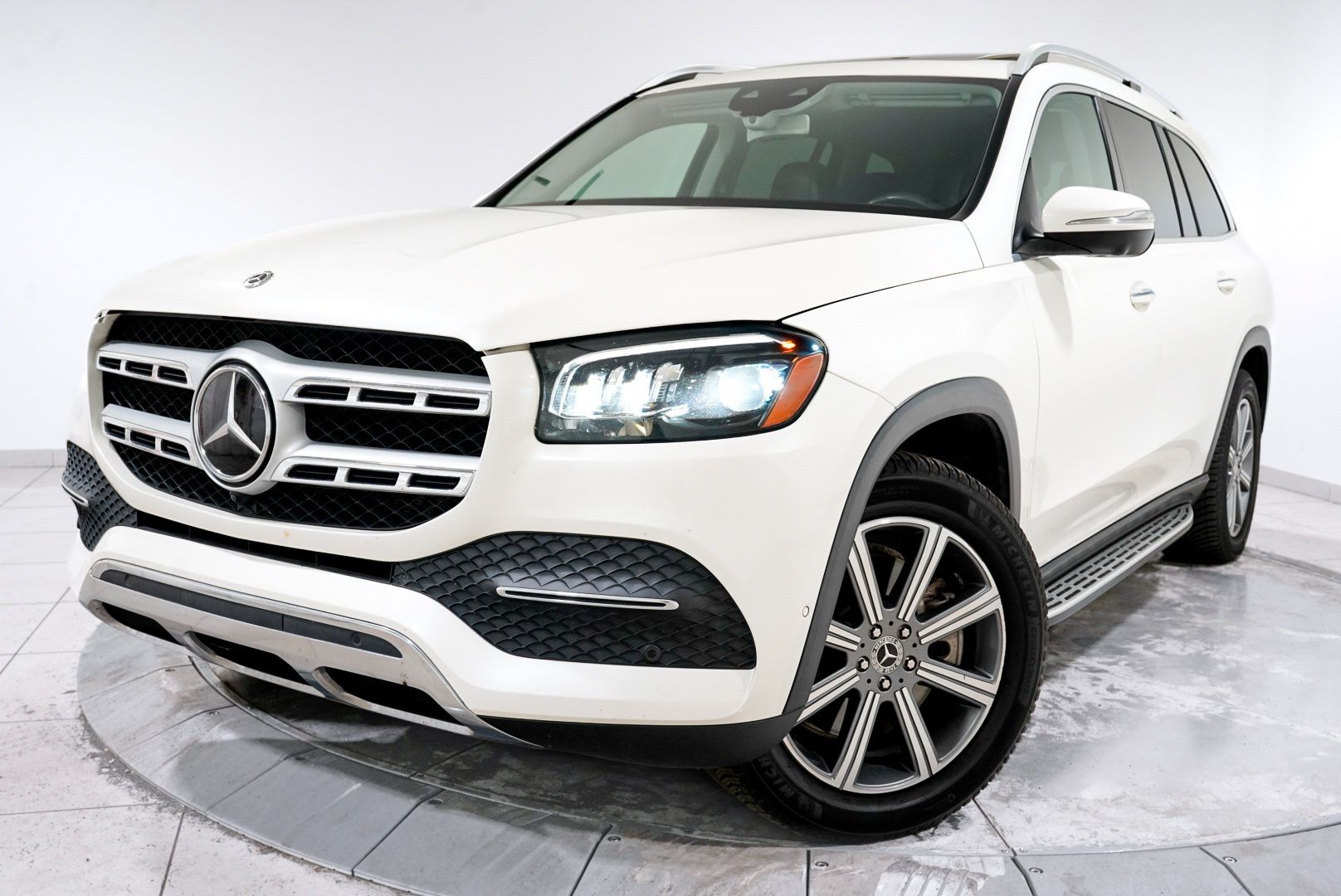 2020 Mercedes-Benz GLS GLS450's photo