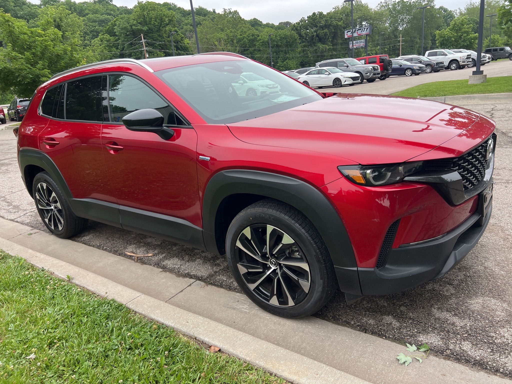 View vehicle photo 3