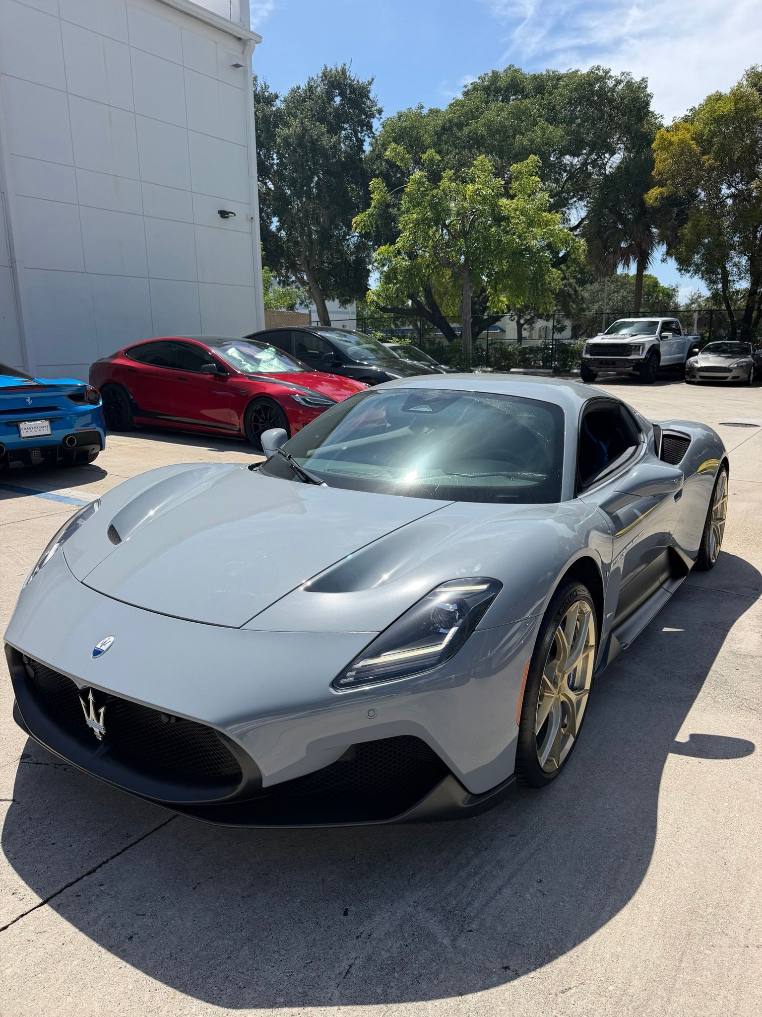 Grigio Incognito Solid 2023 Maserati MC20 Coupe Rear-Wheel Drive 8-Speed Dual Clutch