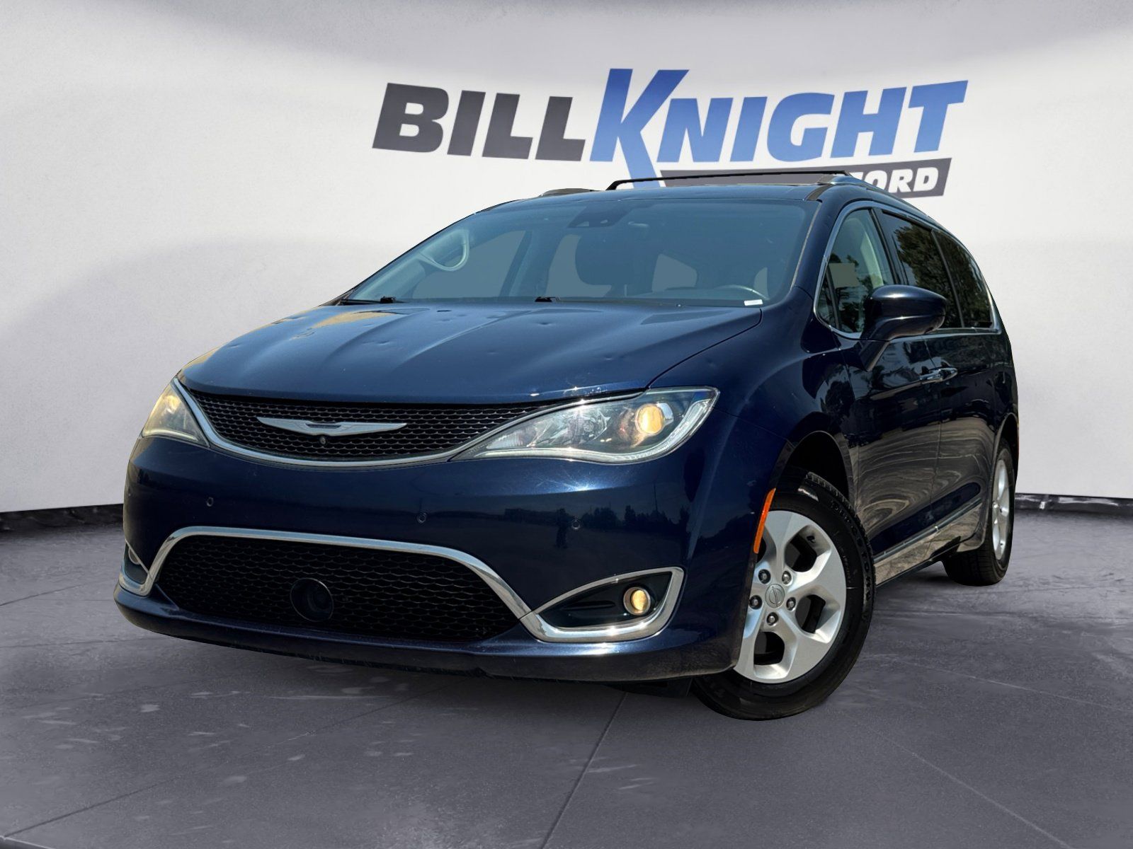 Used 2017 Chrysler Pacifica Touring L Plus 4D Passenger Van