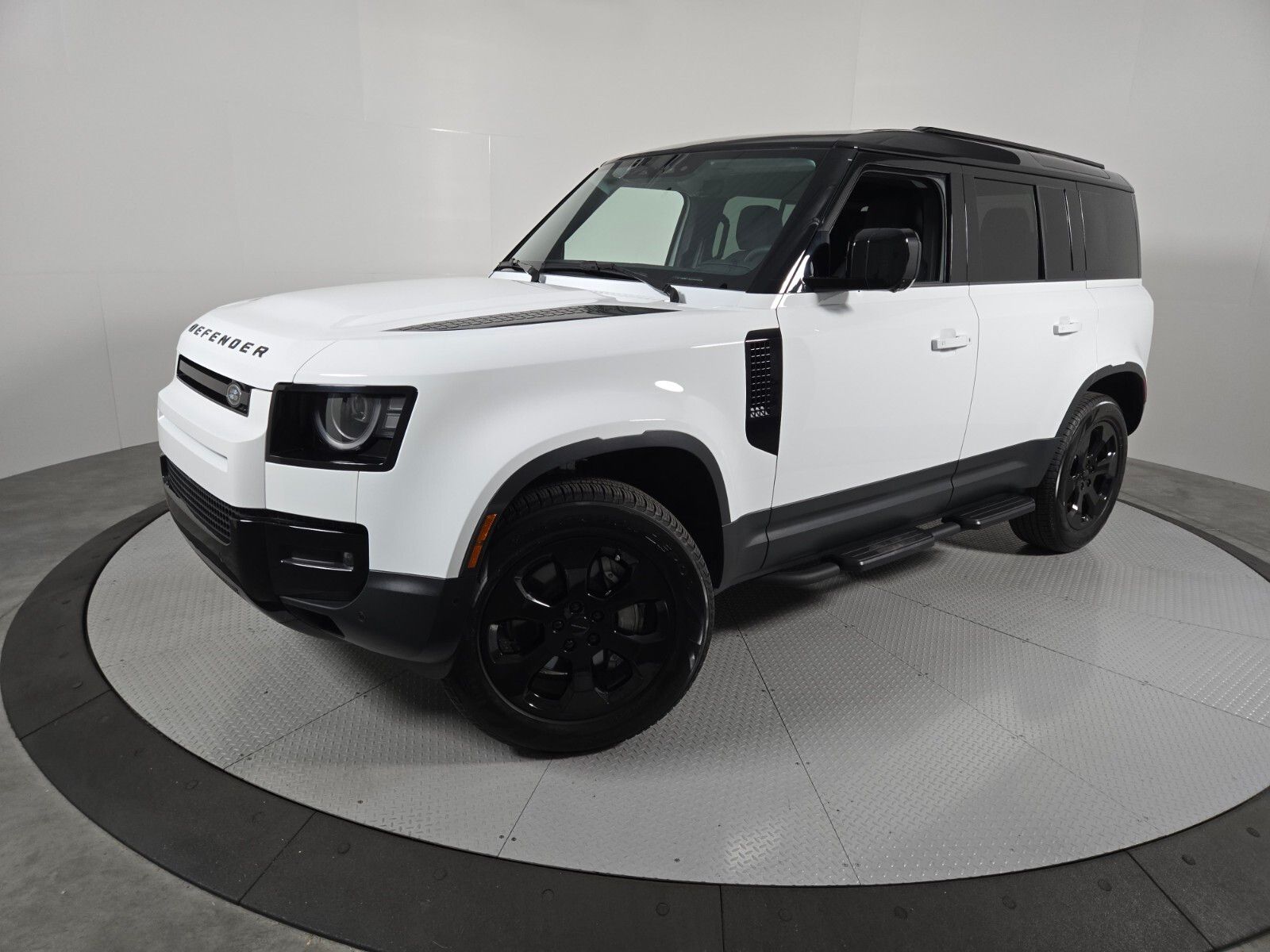2026 Land Rover Defender 110 P300 S AWD
