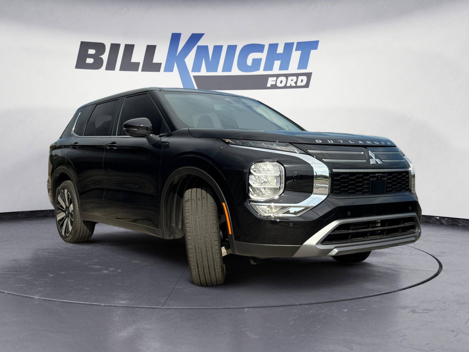 Used 2025 Mitsubishi Outlander SE 4D Sport Utility