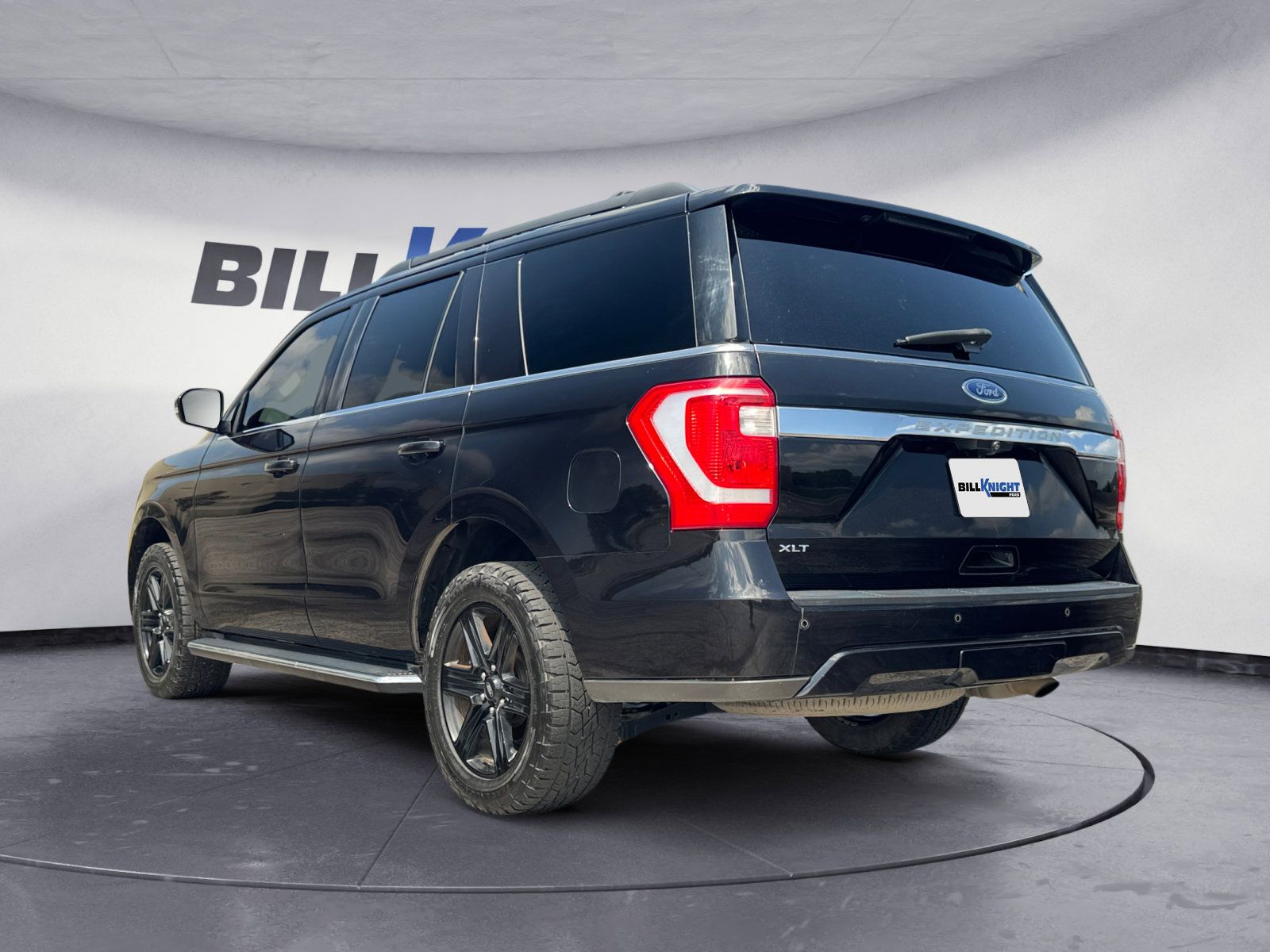 Used 2021 Ford Expedition XLT 4D Sport Utility
