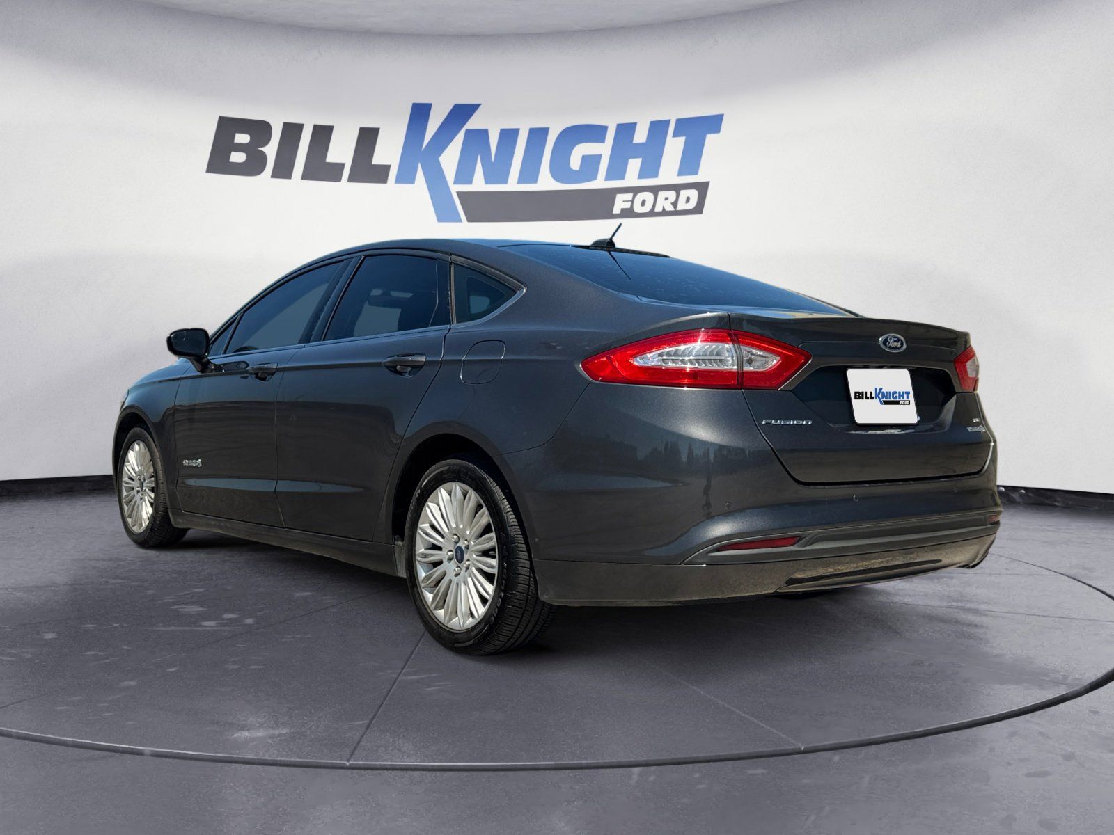 Used 2016 Ford Fusion Hybrid SE 4D Sedan