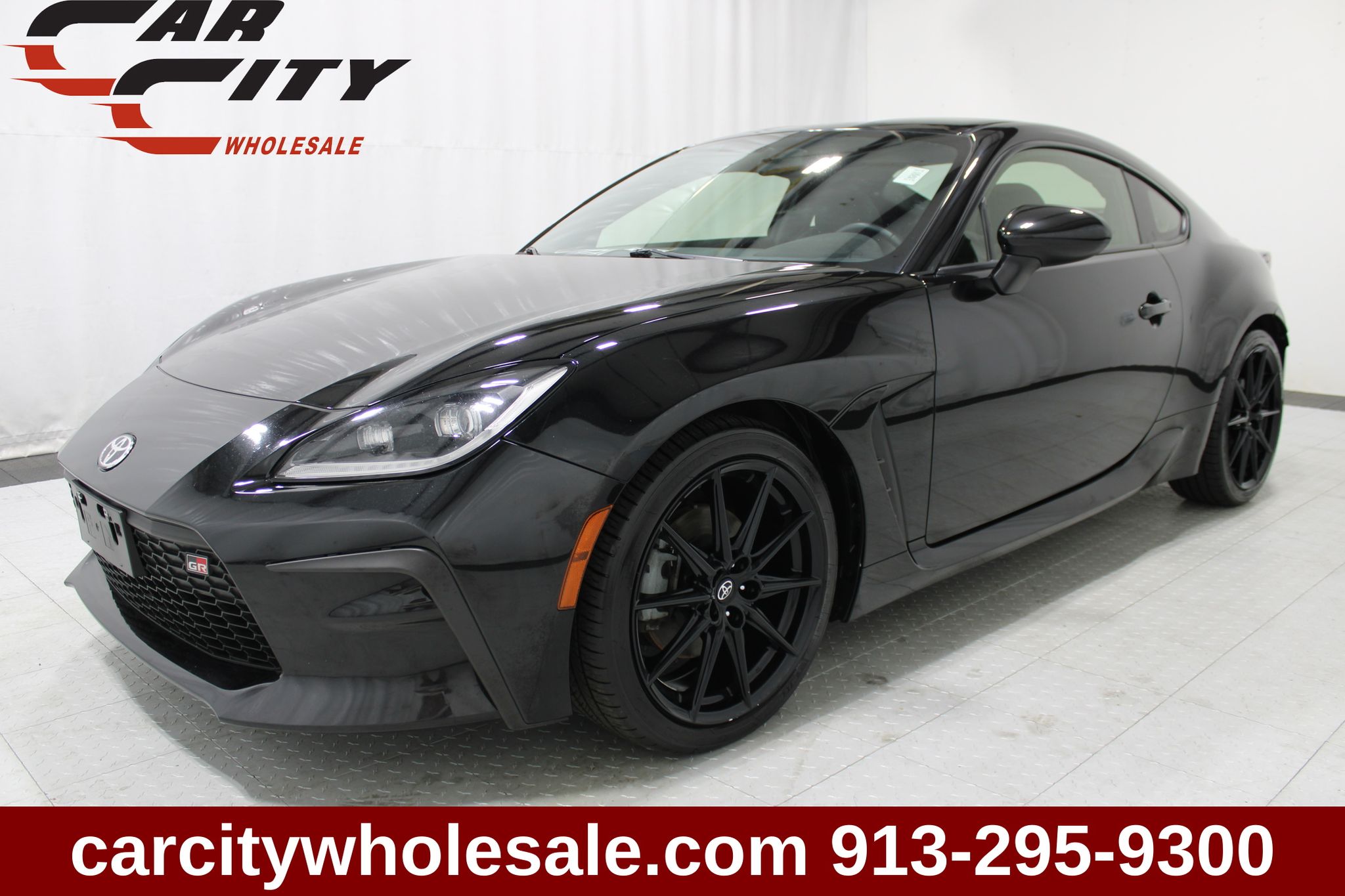 Raven 2022 Toyota GR86 Coupe Rear-Wheel Drive 6-Speed Manual