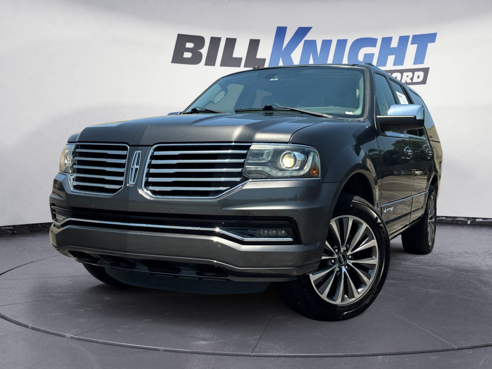 Gray (Magnetic Metallic) 2016 Lincoln Navigator SUV / Crossover 4X2 6-Speed Automatic