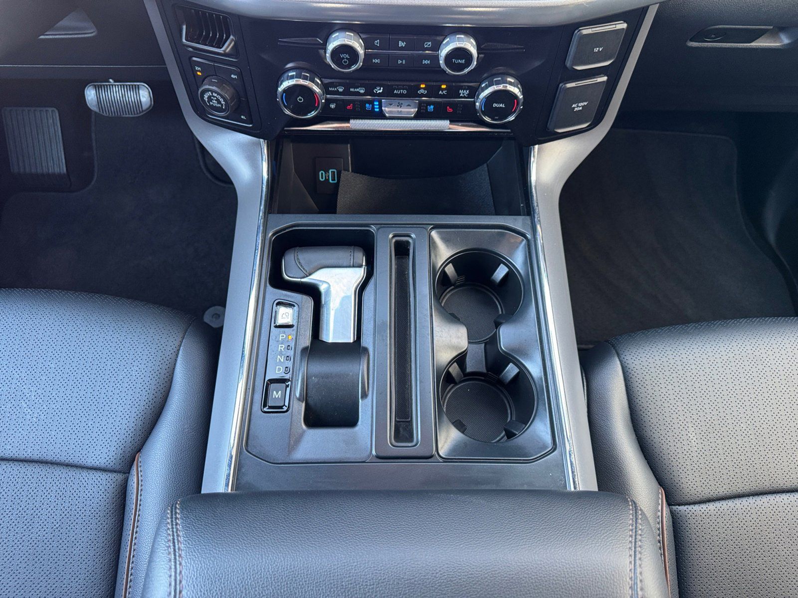 Used 2024 Ford F-150 Lariat 4D SuperCrew