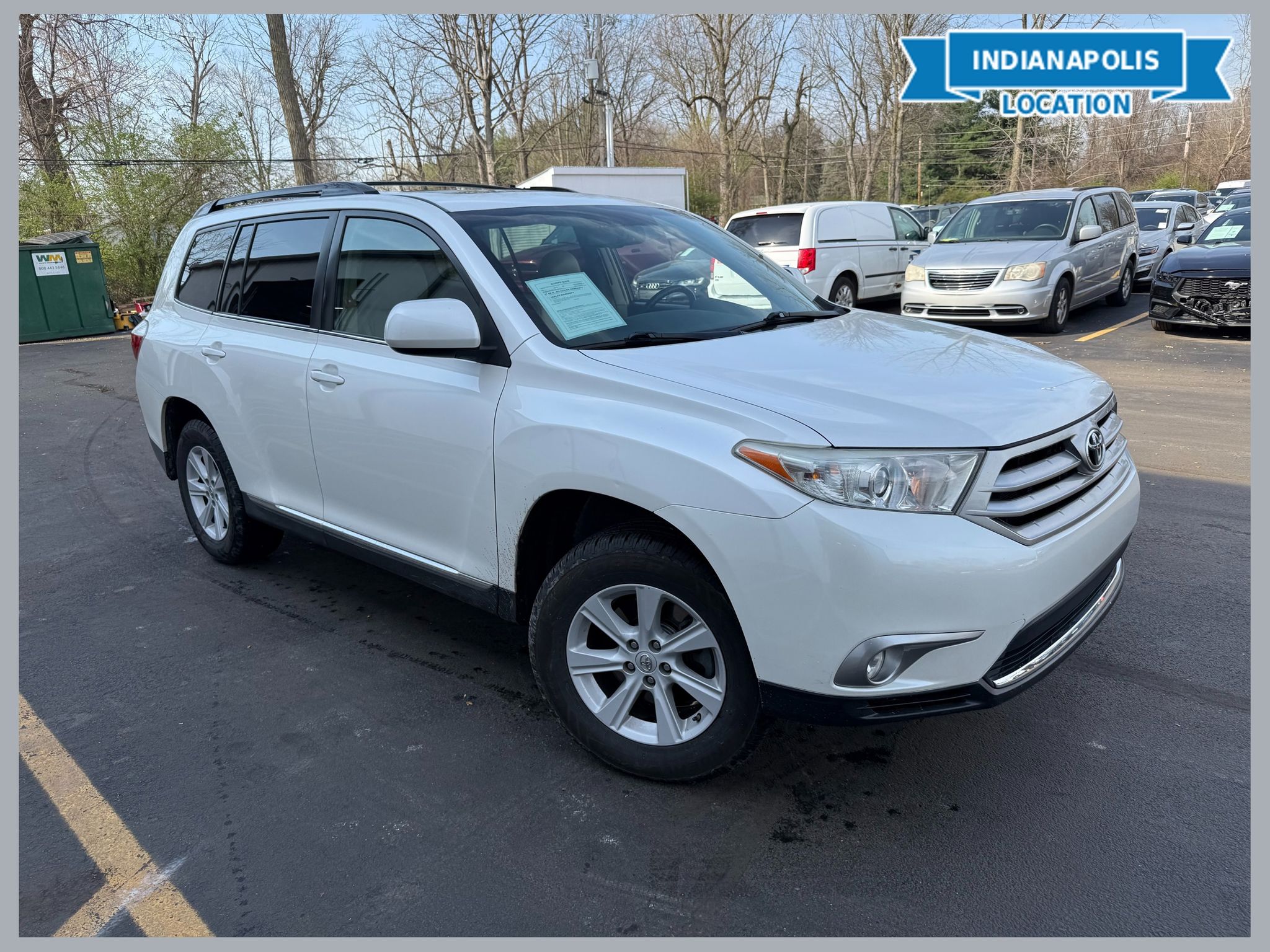 White 2013 Toyota Highlander SUV / Crossover 5-Speed Automatic Overdrive