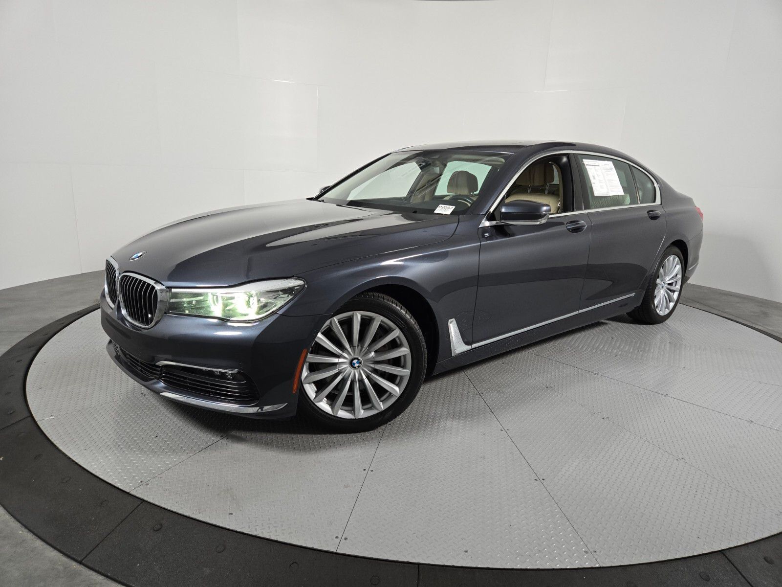Gray Metallic 2017 BMW 7 Series Sedan Rear-Wheel Drive 8-Speed Automatic